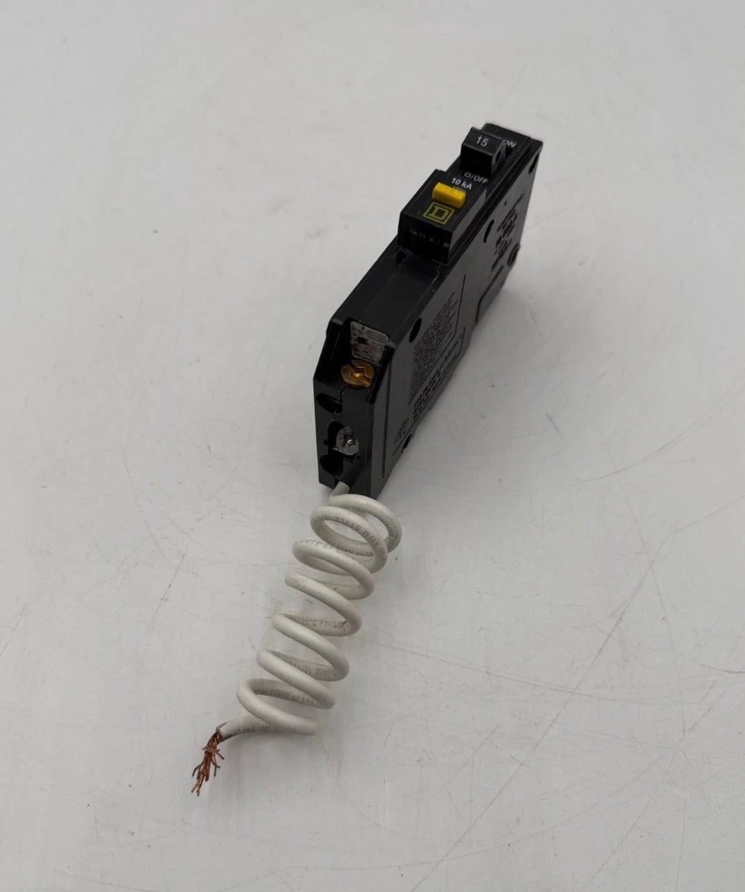 Square D QOB115GFI Circuit Breaker 15A 1P 120V QOB 15 Amp 10kA Ground Fault Used