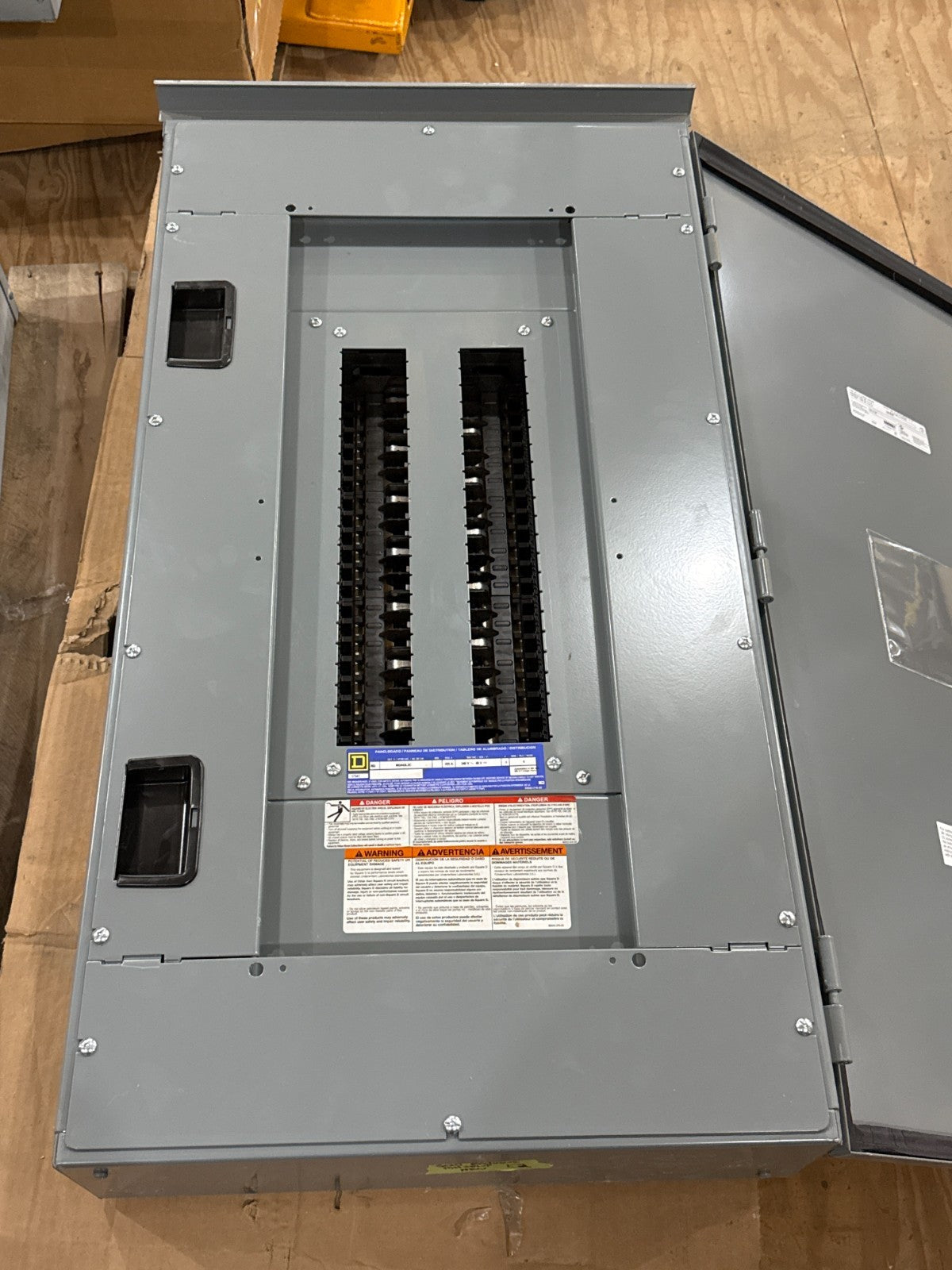 Square D NQ442L2C Panelboard 225A 240V 3PH 4W 42 Cir MLO 225 Amp Panel 3R Encl New