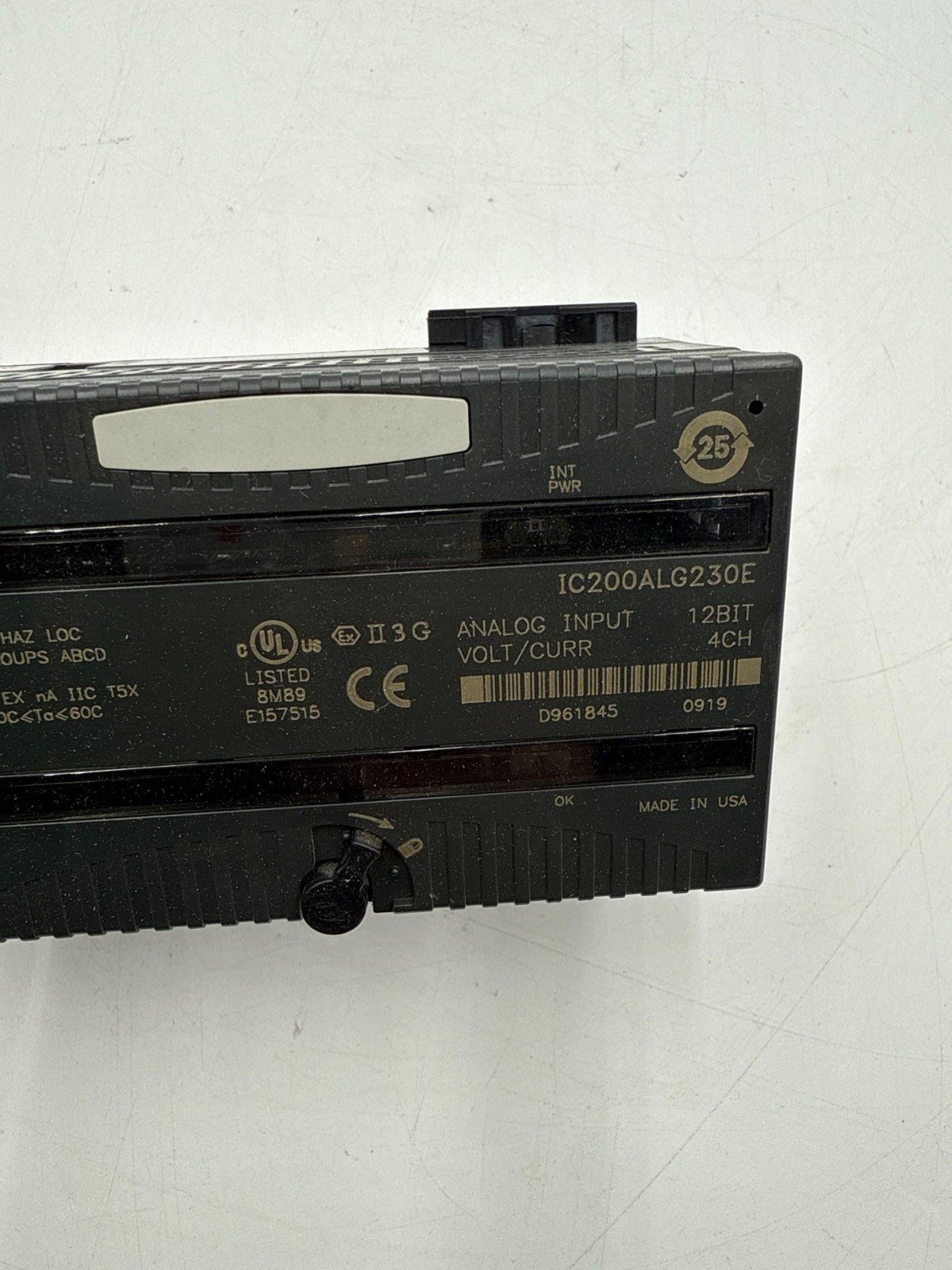 GE Fanuc IC200ALG230E VersaMax Analog Input Module 12 Bit 4 Channel Used