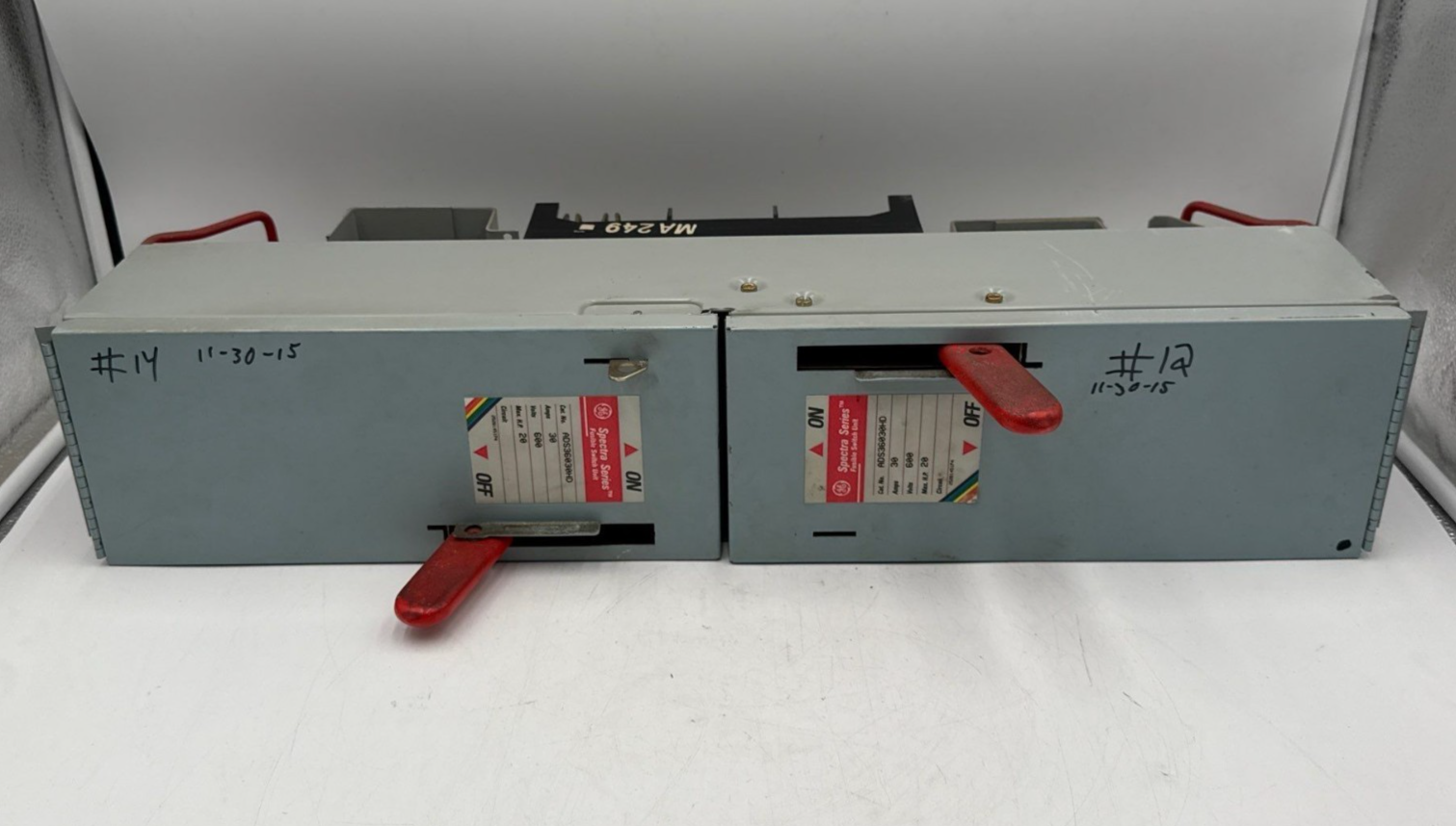GE ADS36030HD Fusible Panelboard Switch 30A 3P 600V SPECTRA SERIES 30 Amp 3 Pole Used