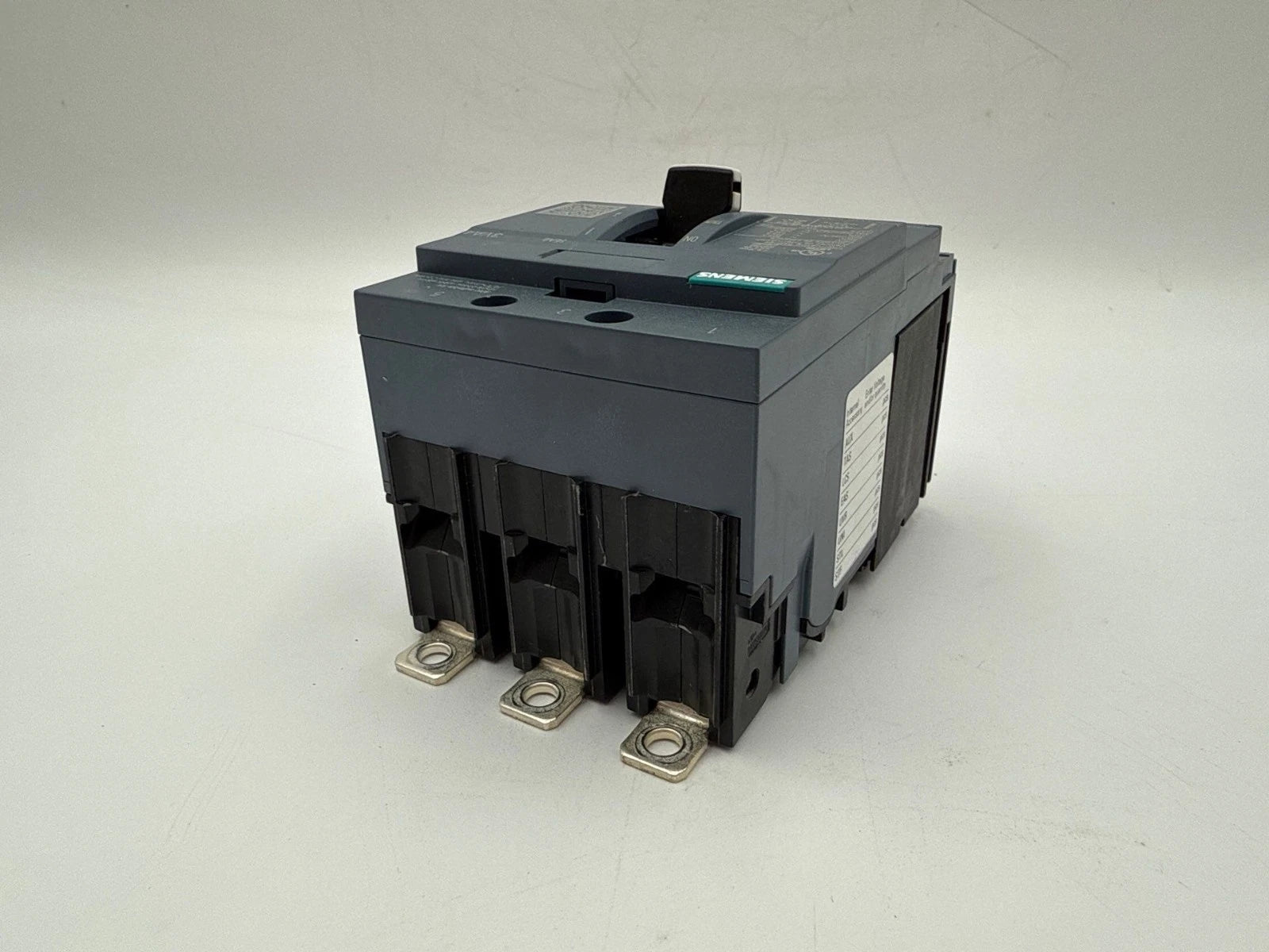 Siemens 3VA4120-4ED34-0AA0 Circuit Breaker 20A 3P 600V 3VA41 20 Amp 3 Pole New