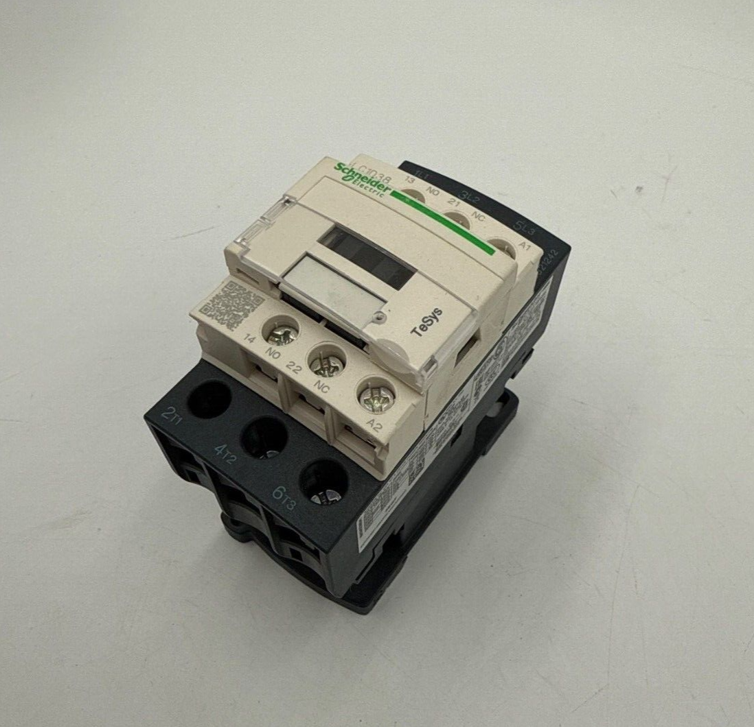 Schneider Electric LC1D38G7 Used