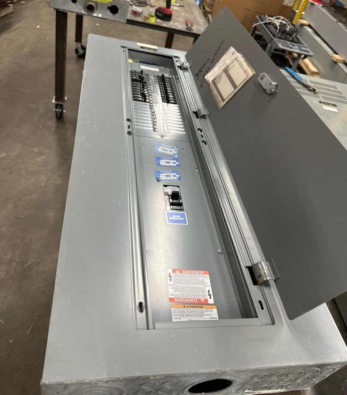 Square D NQOD442M225 Panelboard 225A 208/120V 3PH MCB Indoor Encl 42 Cir Q2L3100 P371 Used