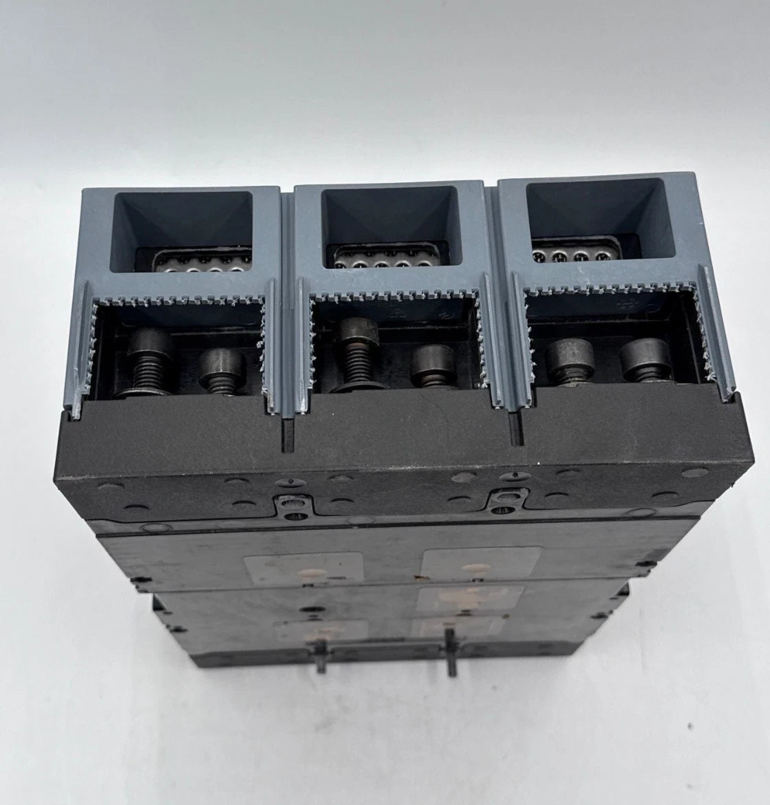 Siemens 3VA5580-7EC32-0AA0 Circuit Breaker 800A 3P 600V 3VA5 800 Amp 100kA-480V New