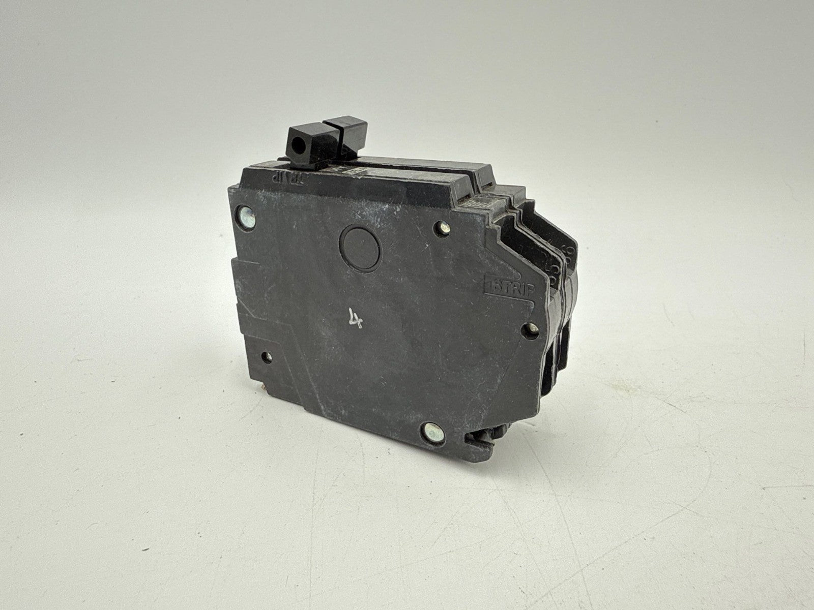 GE THQP235 Circuit Breaker 35A 2P 120/240V THQP 35 Amp 2 Pole Plug On New