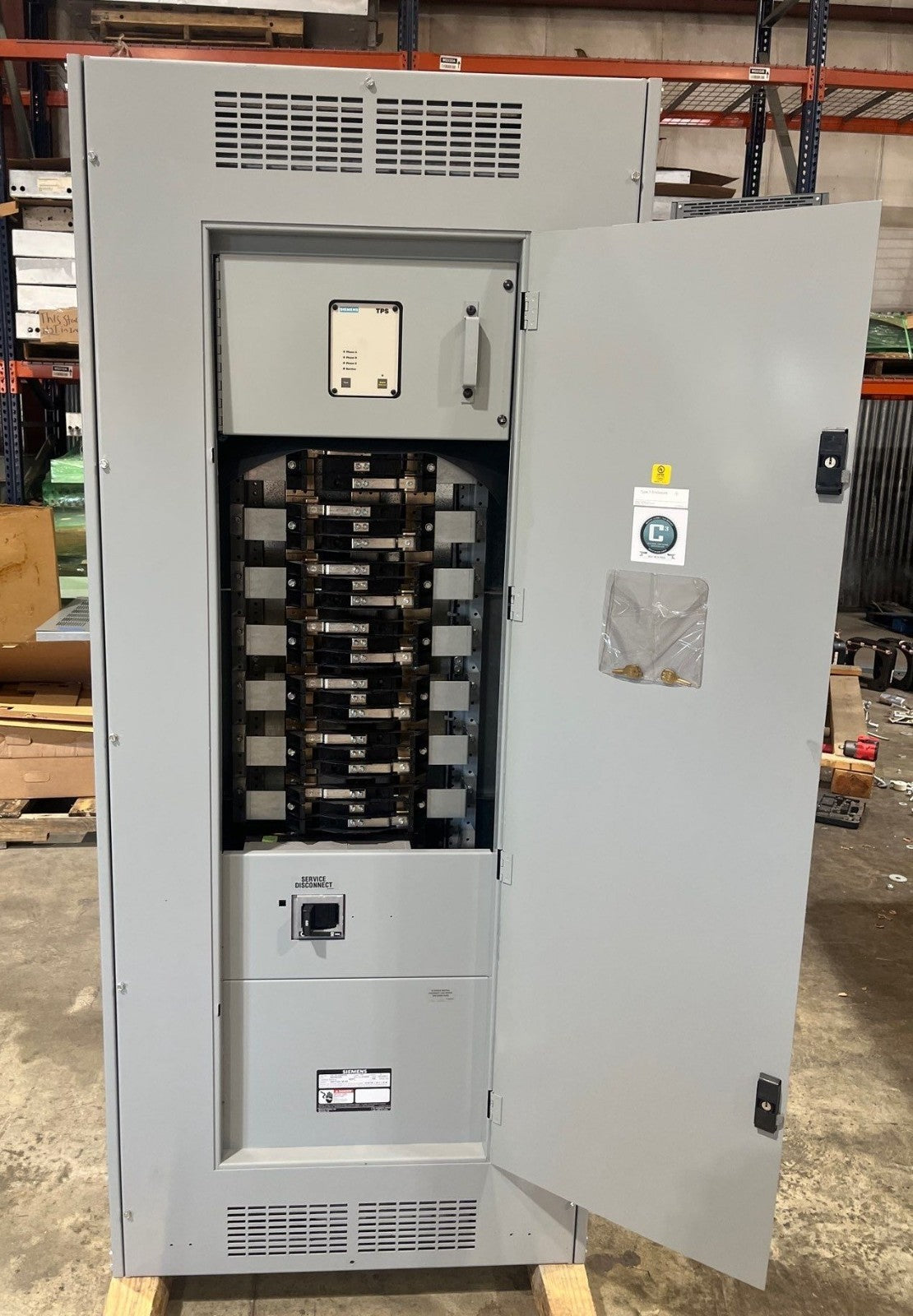 Siemens P4 Panelboard P4C75LX600EBS 600A 208/120V 3PH 4W 600 Amp Panel MCB 42Cir