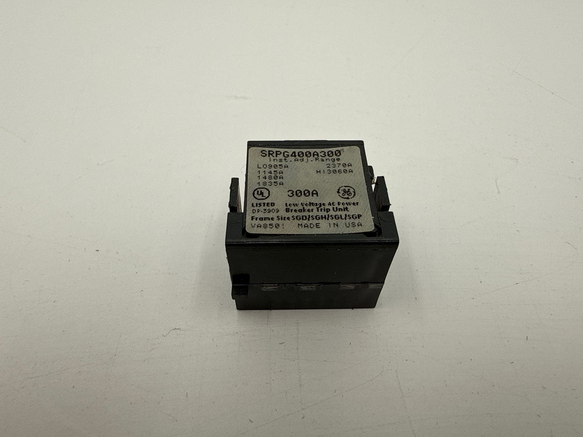 GE SRPG400A300 Rating Plug 300 Amp SRPG400 300A Frame SGDA SGHA SGLA SGPA Used