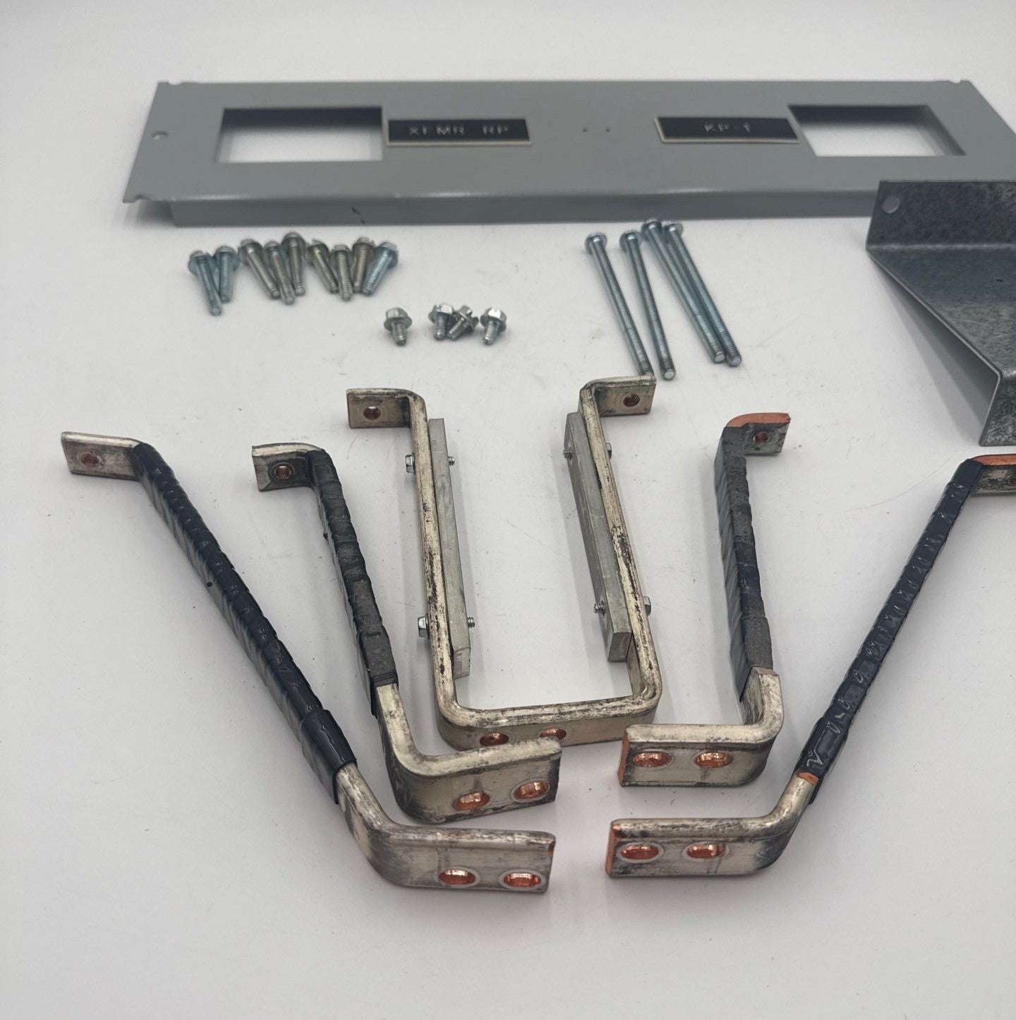 Siemens SF6D Mounting Hardware 250A 600V 3P FXD HFD HFXD Frame Circuit Breakers Used