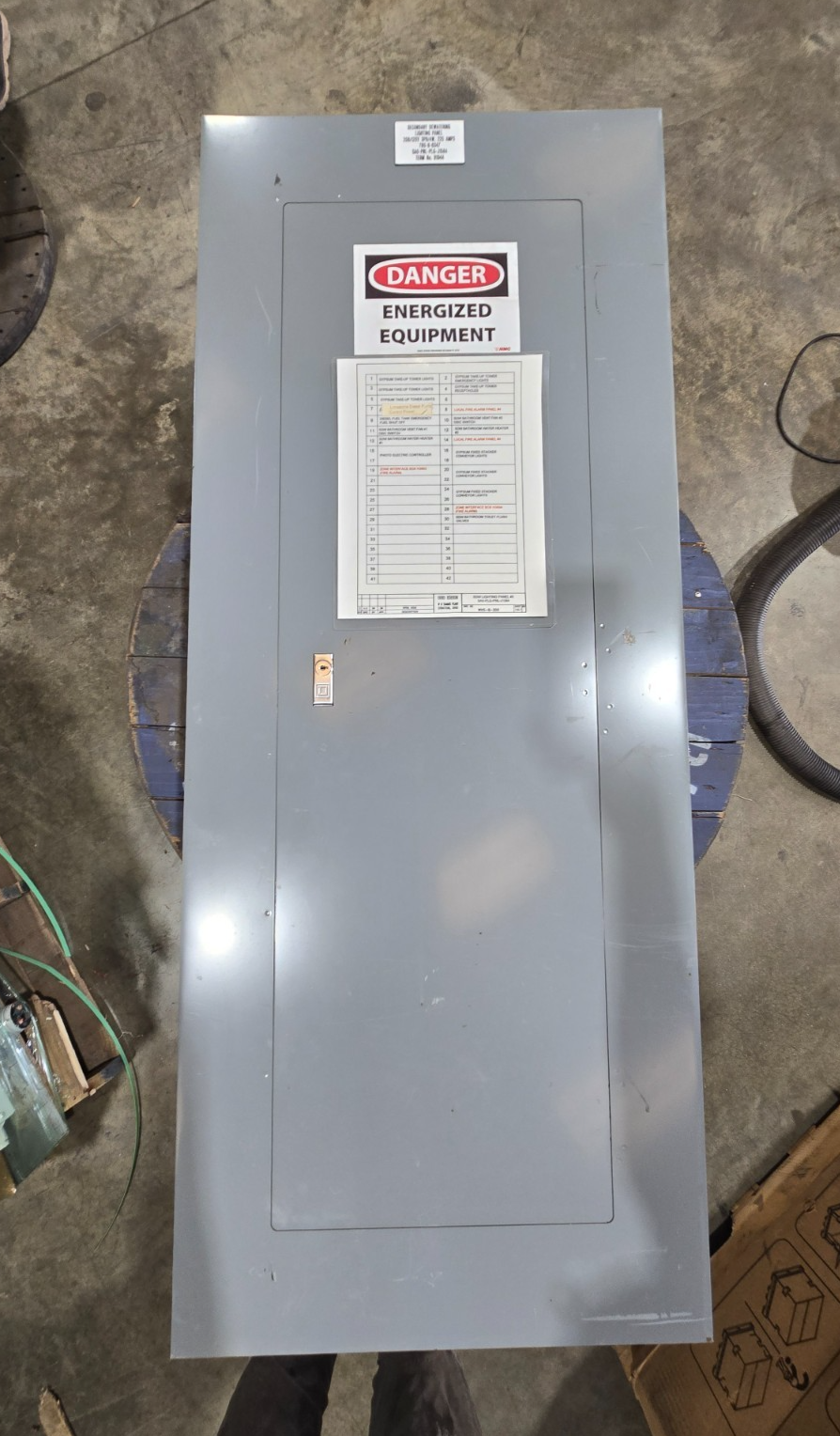 Square D NQ 442L2C Panelboard 225A 240V 3PH 4W 42 Cir MCB Panel Main QJL32150 Used