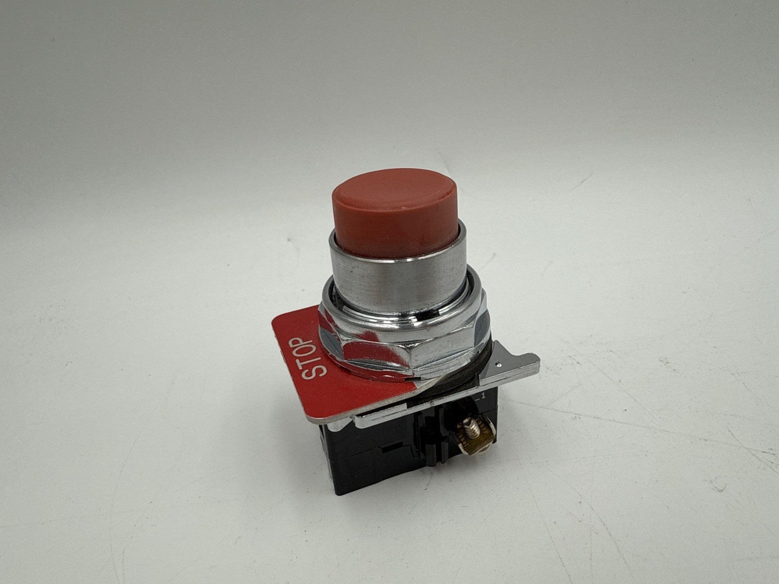 11PC Cutler Hammer 10250T 91000T Push Button Red Stop 600V Control Panel Equip Used