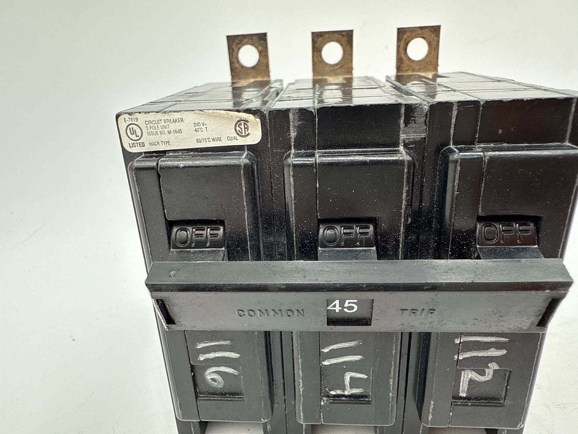 Eaton QBHW3045H Circuit Breaker 45A 3P 240V QBHW 22kA 45 Amp 3 Pole Bolt On Used