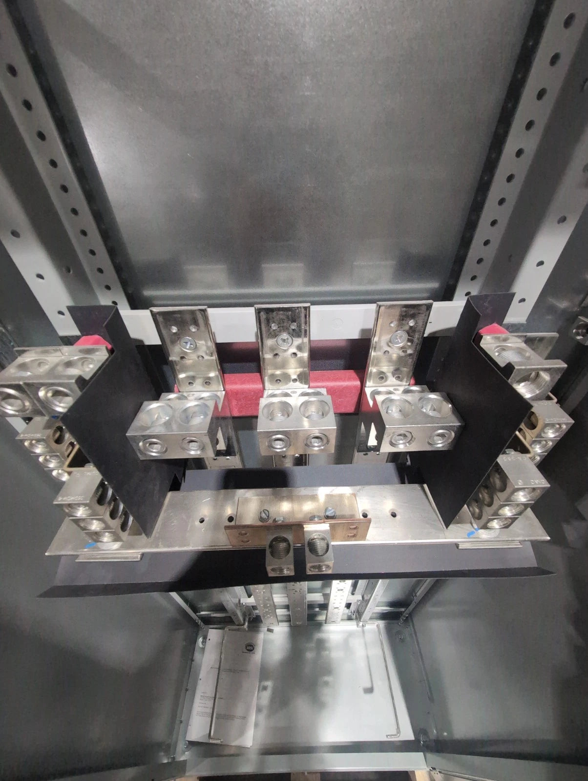 Siemens P5 Panelboard P5E75ML800ATS 800A 480/277V 3PH 4W 800 Amp MLO Panel New New