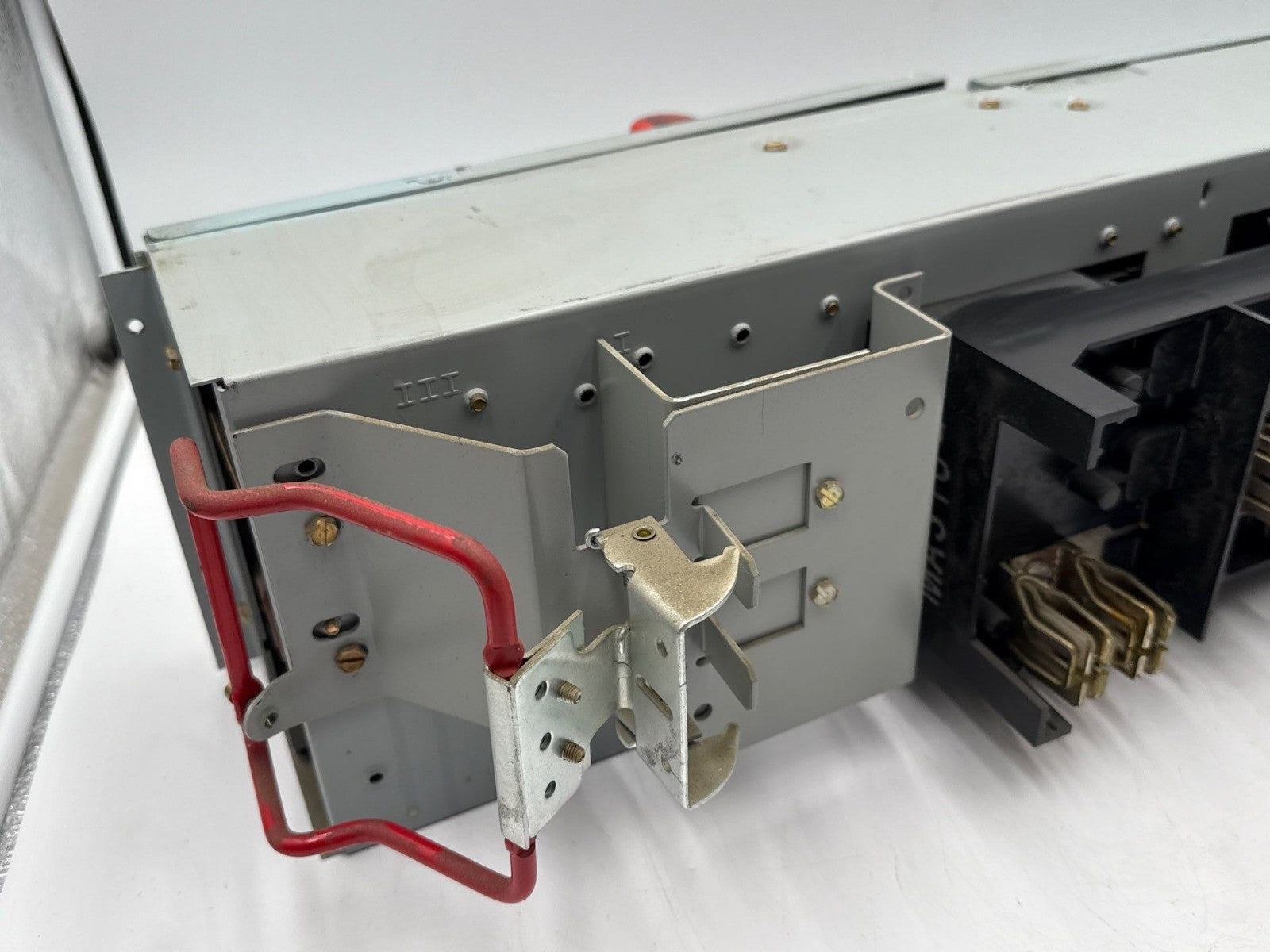 GE ADS36100HD Fusible Panelboard Switch 100A 3P 600V SPECTRA SER 100 Amp 3 Pole Used