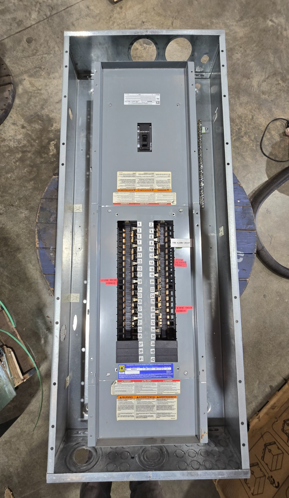 Square D NQ 442L2C Panelboard 225A 240V 3PH 4W 42 Cir MCB Panel Main QJL32150 Used