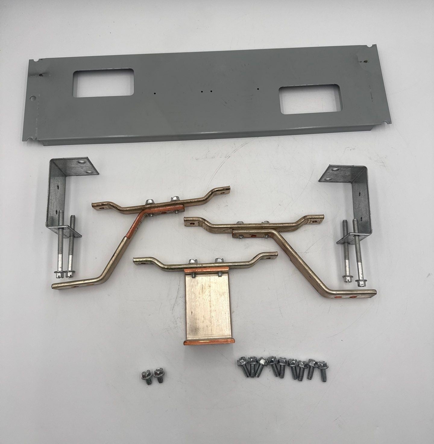 Siemens 6QJ2 Mounting Hardware Twin For QJ22 QJ23 Breakers Used