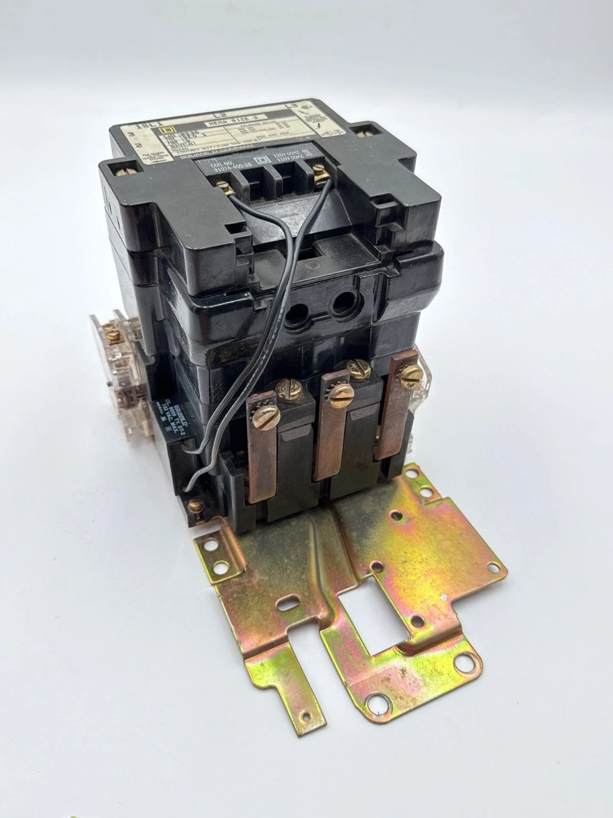 Sq D 8536SE01S Contactor NEMA Size 3 90A 3P 600V Coil 110/120V 31074-400-38 50HP Used