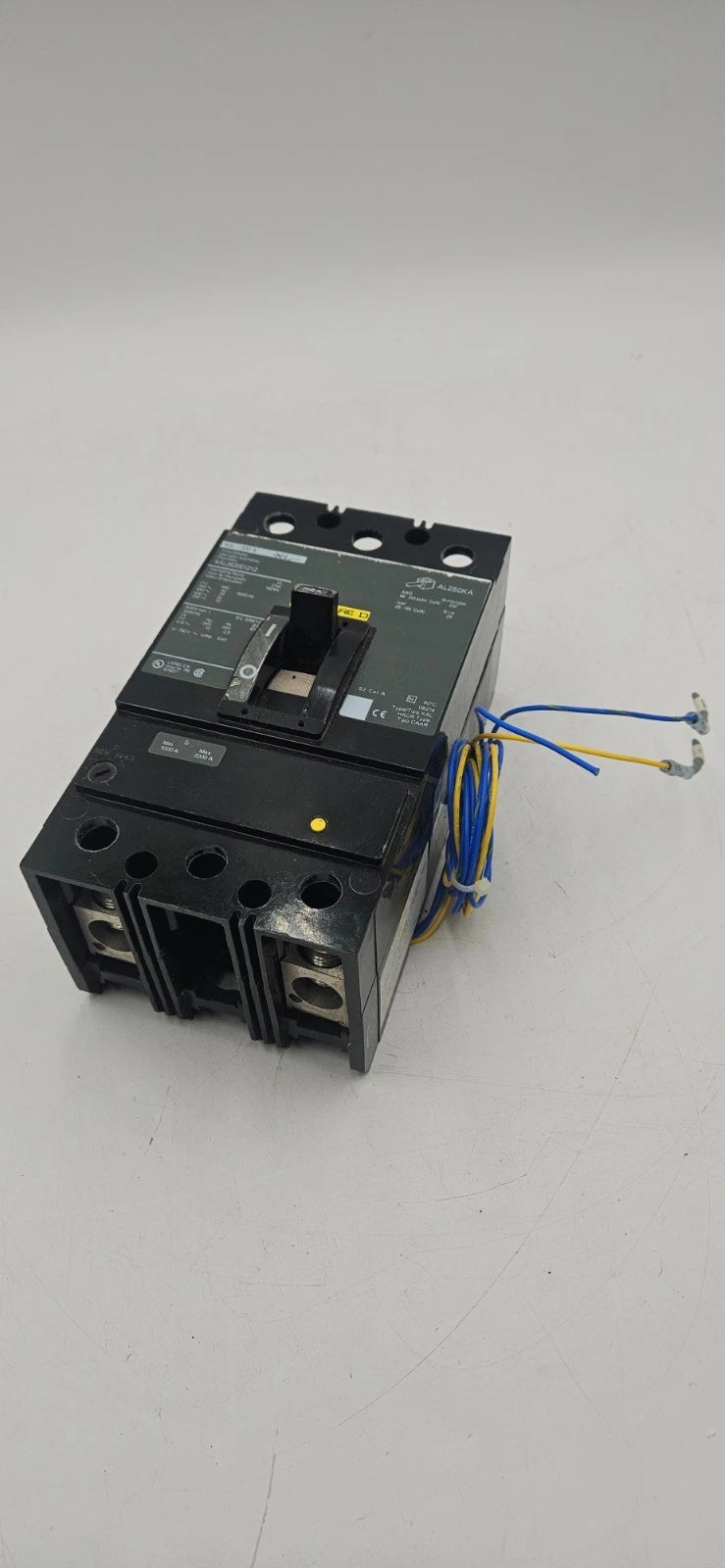 Square D KAL262001212 Circuit Breaker 200A 2P 600V KAL 200 Amp 2 Pole w/ AUX Used