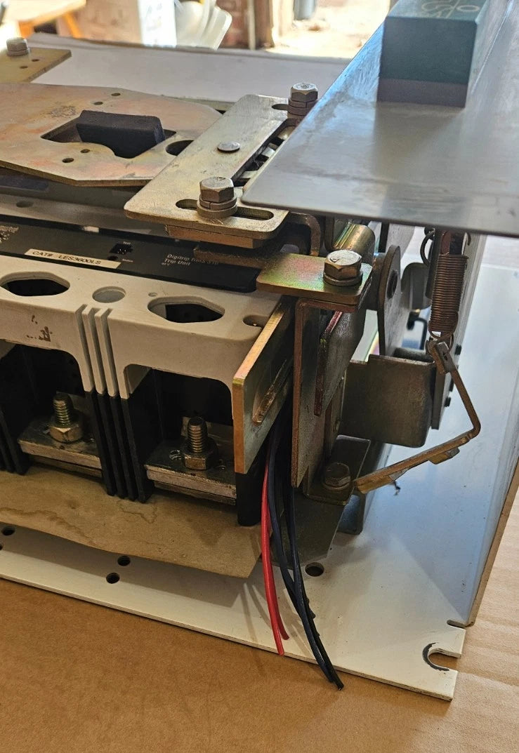 Allen Bradley 2100 Centerline 600A 600V Main Breaker MCC Bucket HLD3600 Used