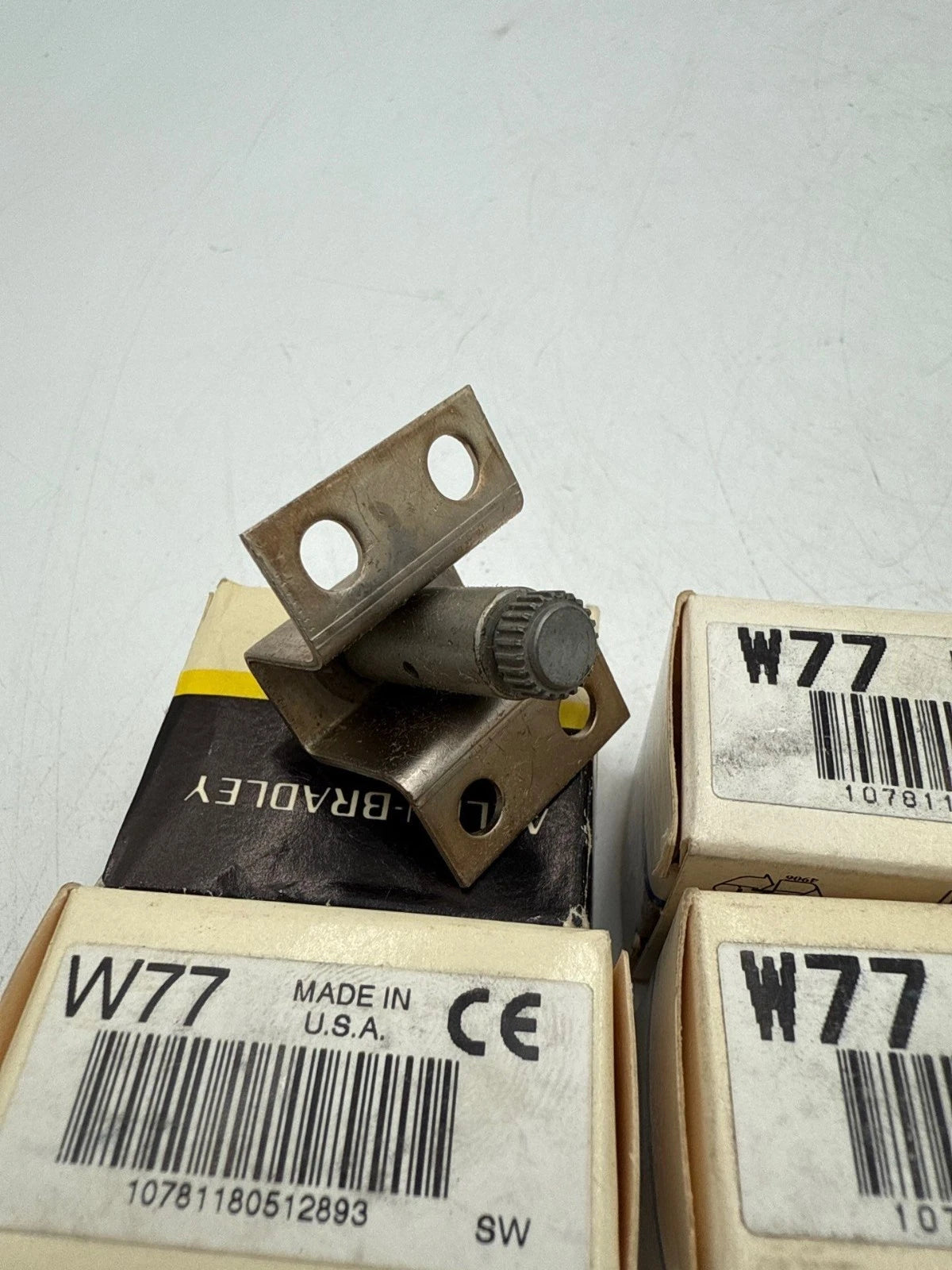 4PC Lot Allen Bradley W77 Thermal Overload Relay Heater Element Unit 94A W-77 New