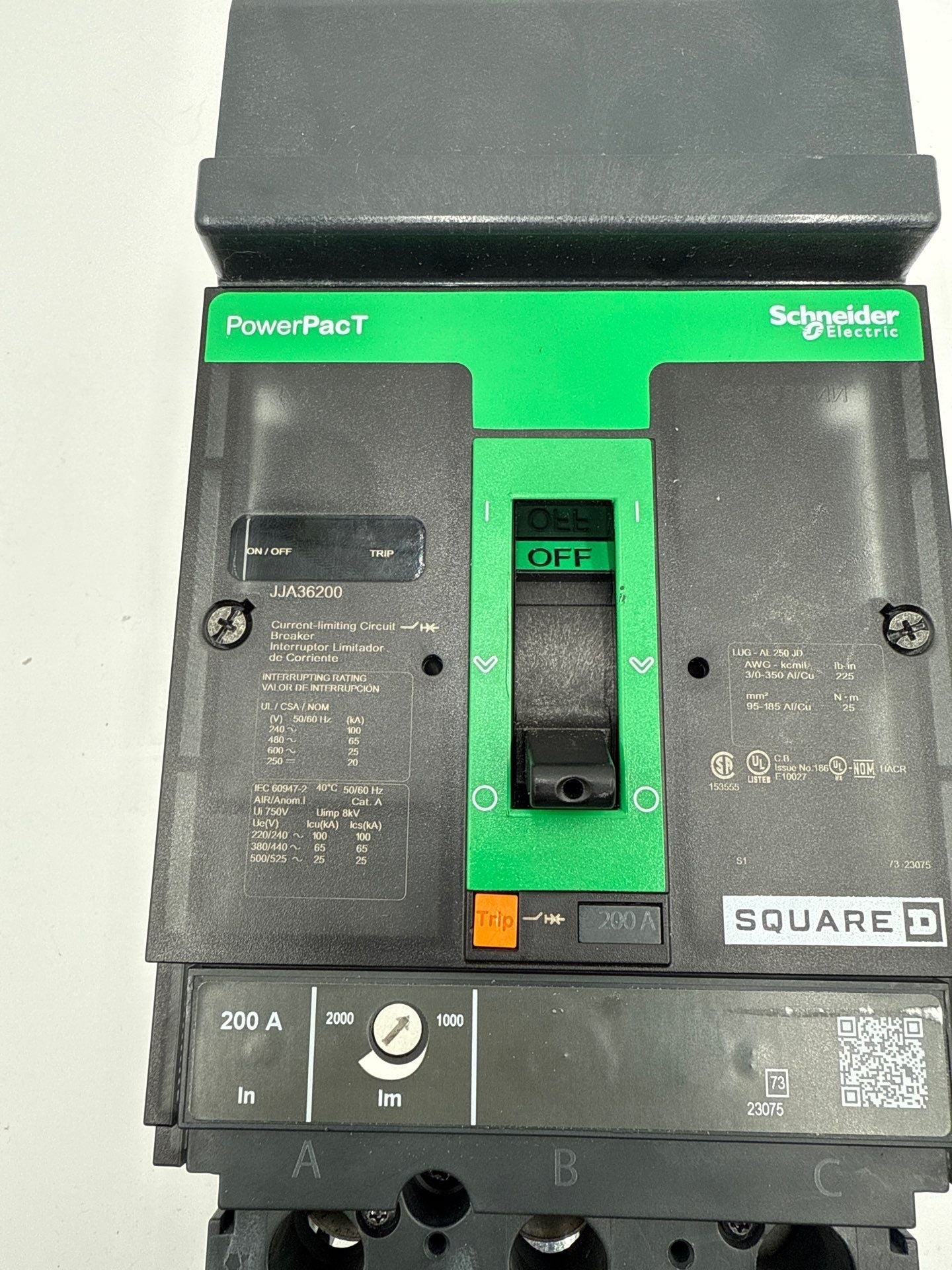 Square D JJA36200 I-Line Circuit Breaker 200A 3P 600V JJA 200 Amp 3 Pole Used