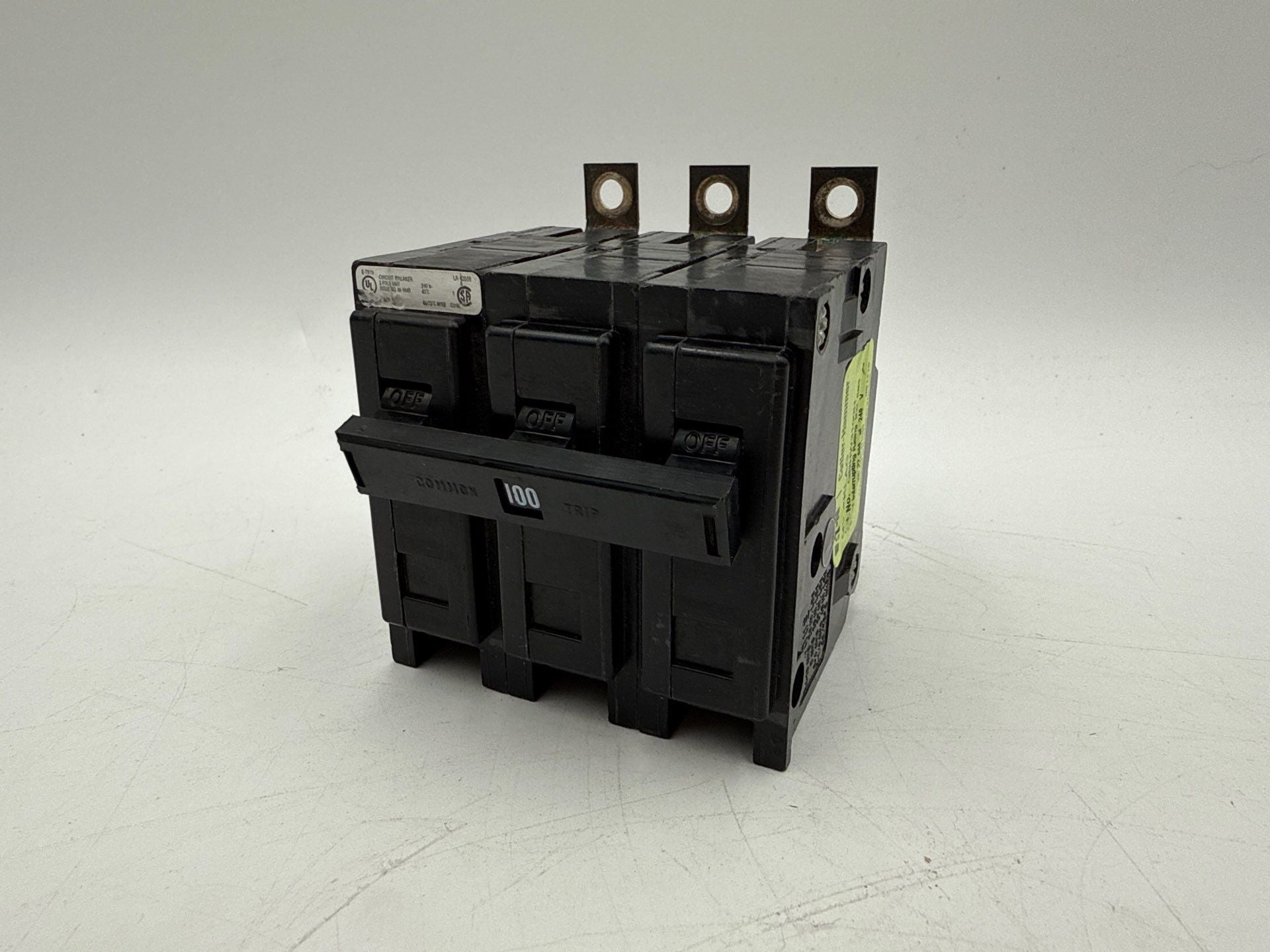 Eaton QBHW3100H Circuit Breaker 100A 3P 240V QBHW 22kA 100 Amp 2 Pole Bolt On Used