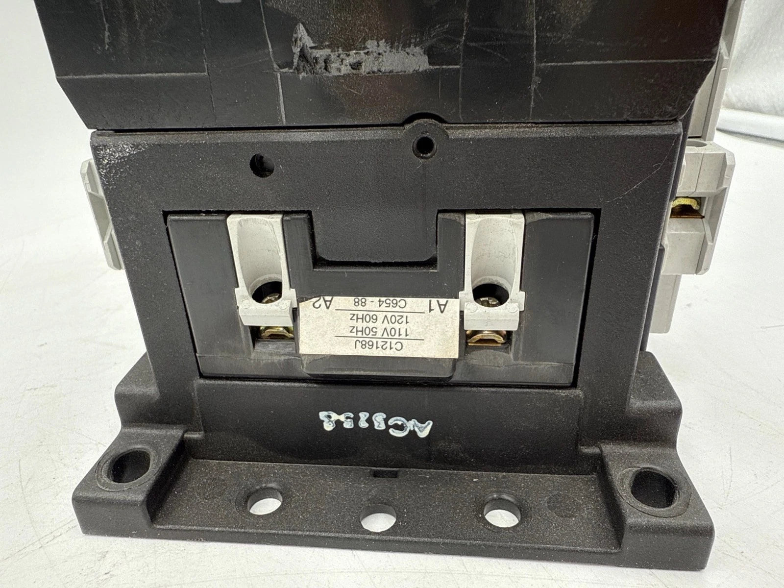 GE CK75CA300 Contactor 150A 3P 600V 3PH 125HP Coil 110/120V C12168J Used