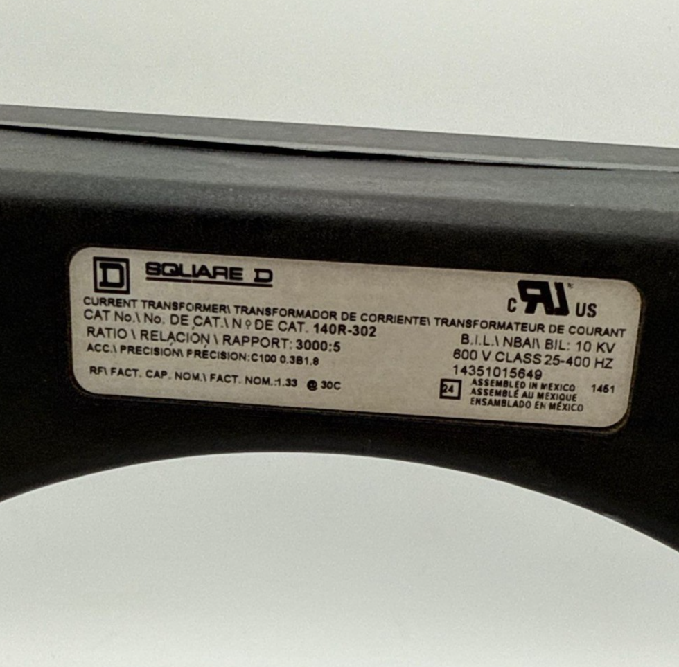 Square D 140R-302 Current Transformer Ratio 3000:5 600V Class 25-400Hz 10KV BIL Used