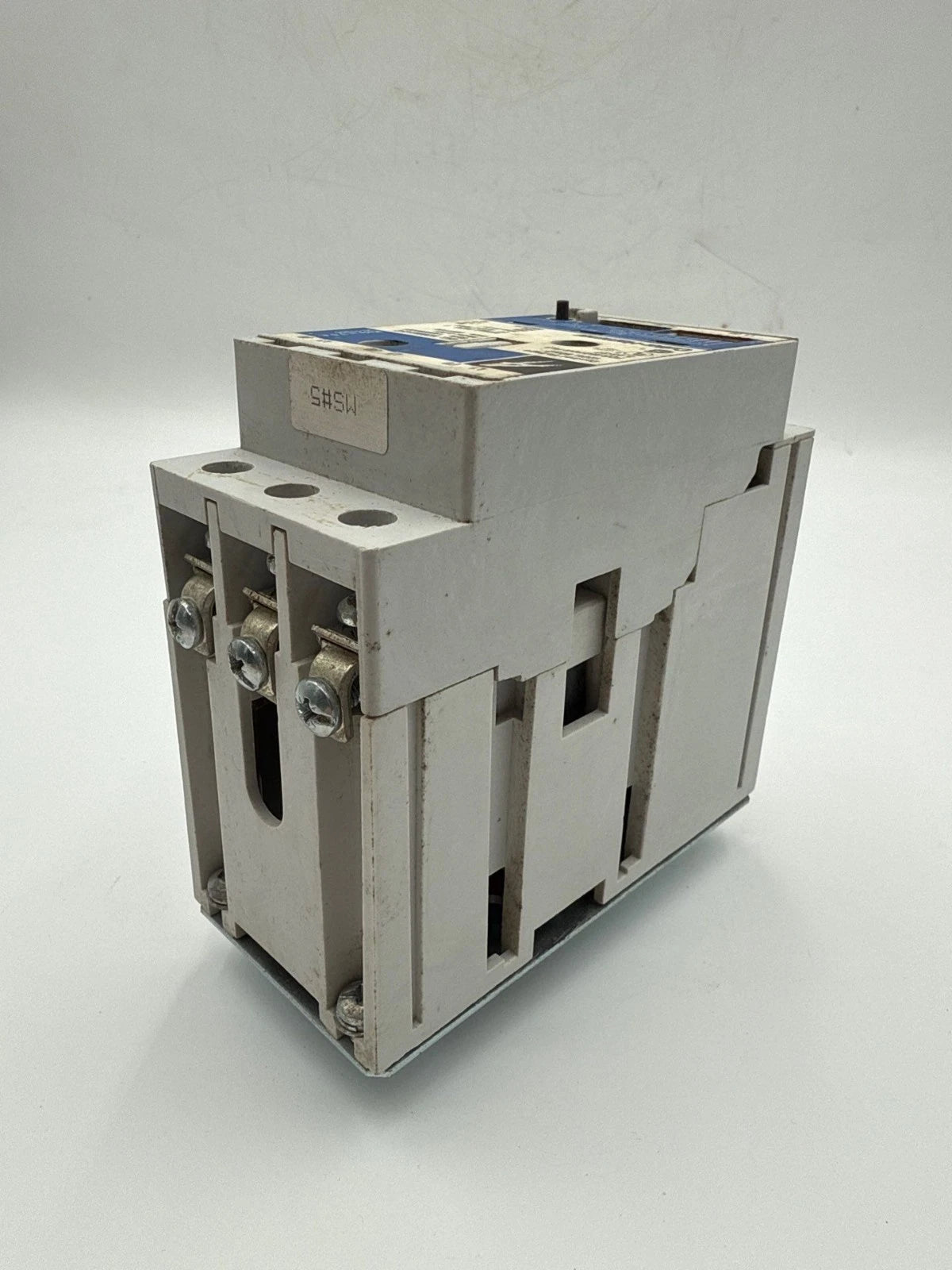 Cutler Hammer W200M1CFC Motor Starter NEMA Size 1 Control 120V 27A 3P 600V 10HP Used