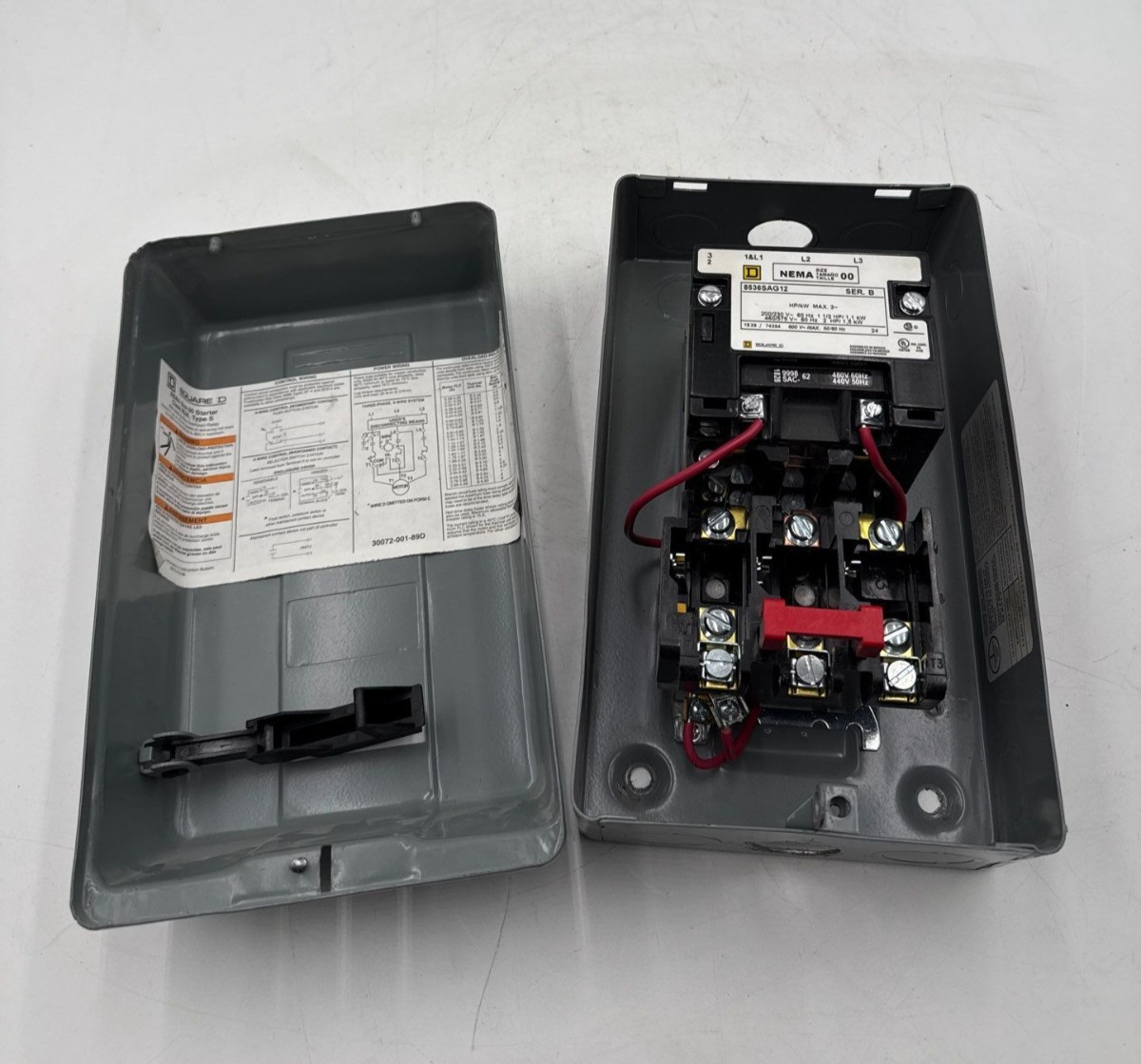 Square D 8536SAG12 Enclosed Starter NEMA Size 00 Coil 440/480V Type 1 Indoor Used