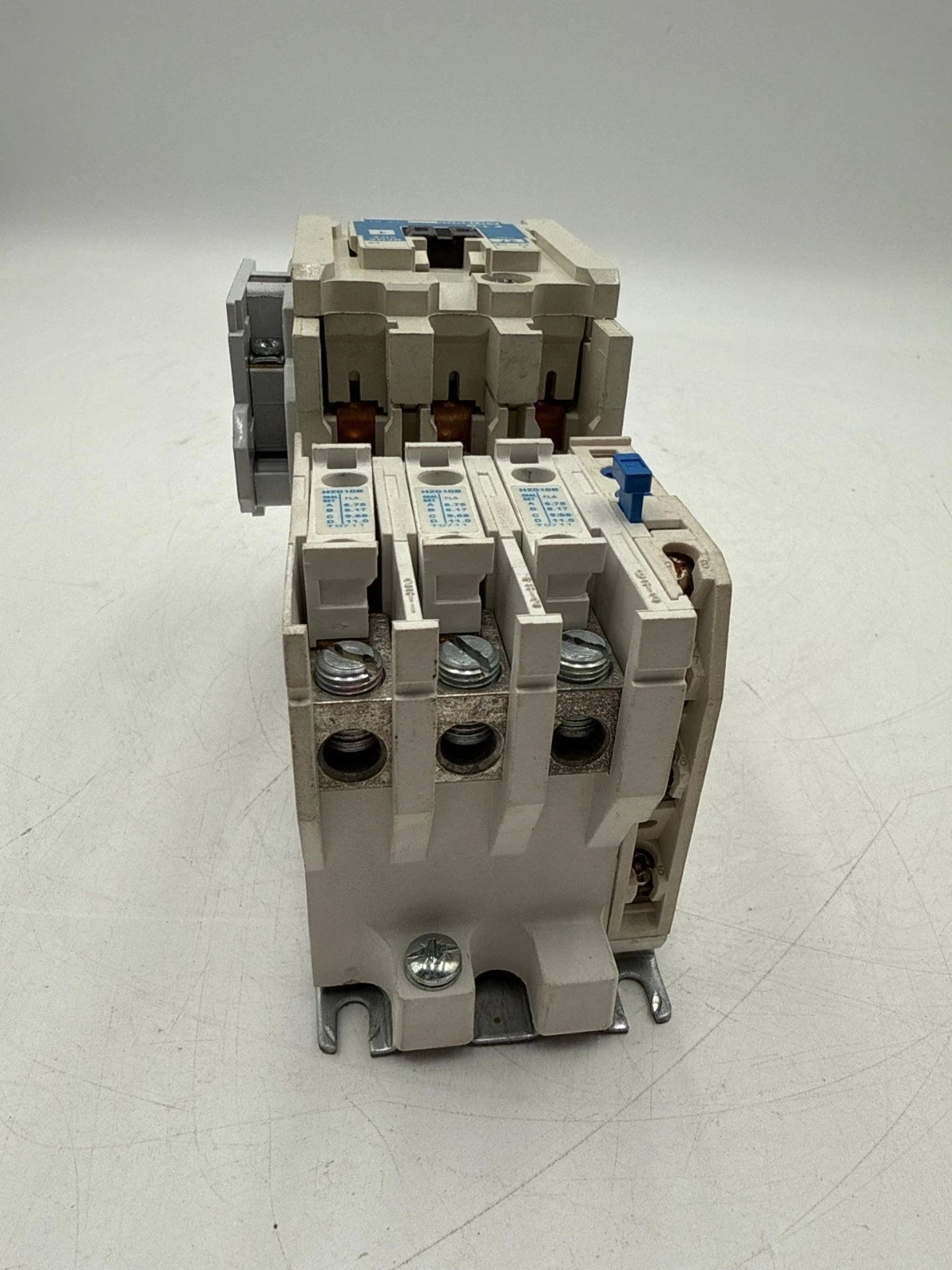 Cutler Hammer AN16DN0 Starter NEMA Size 1 27A 3P Coil 110/120V Overload C306GN3 Used