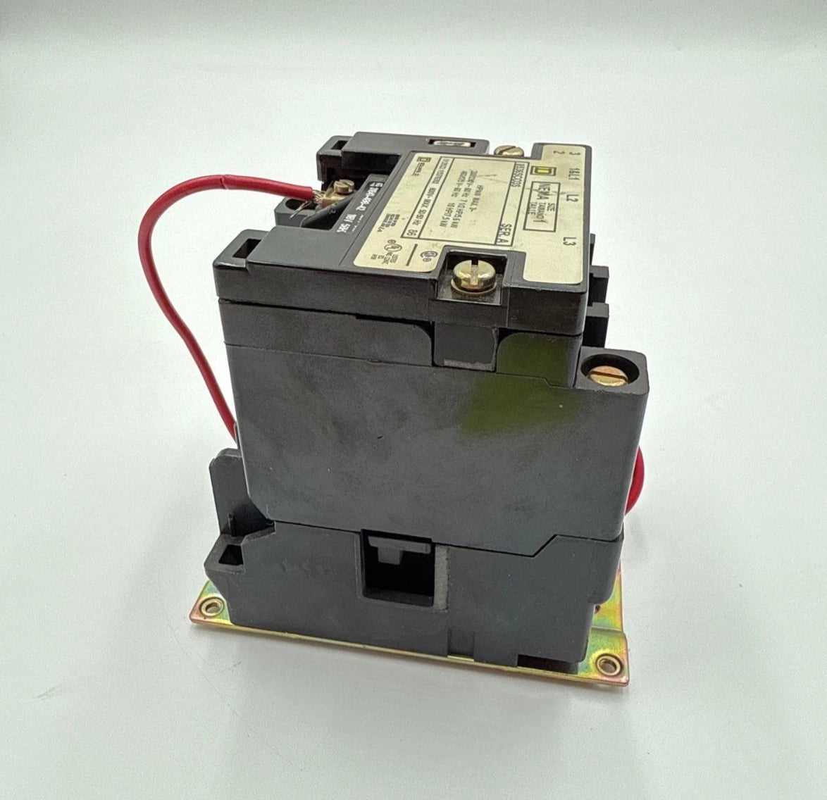 Square D 8536SCO3S Contactor NEMA Size 1 Coil 110/120V 3P 10HP 600V 31041-400-42 Used