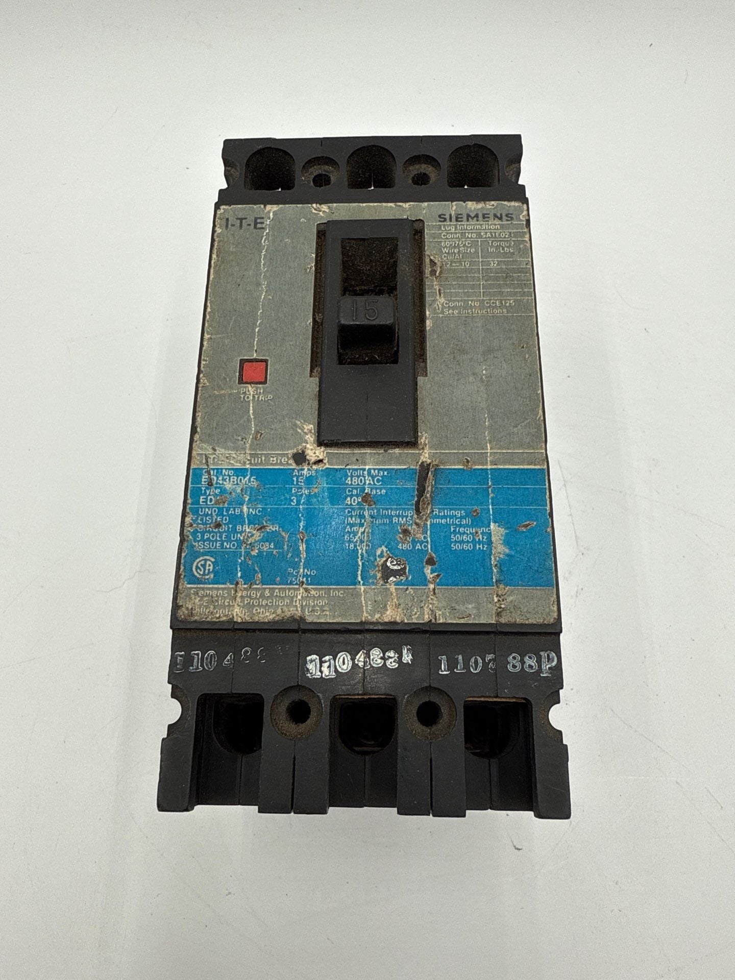 Siemens ITE ED43B015 Circuit Breaker 15A 3P 480V ED4 15 Amp 3 Pole Used