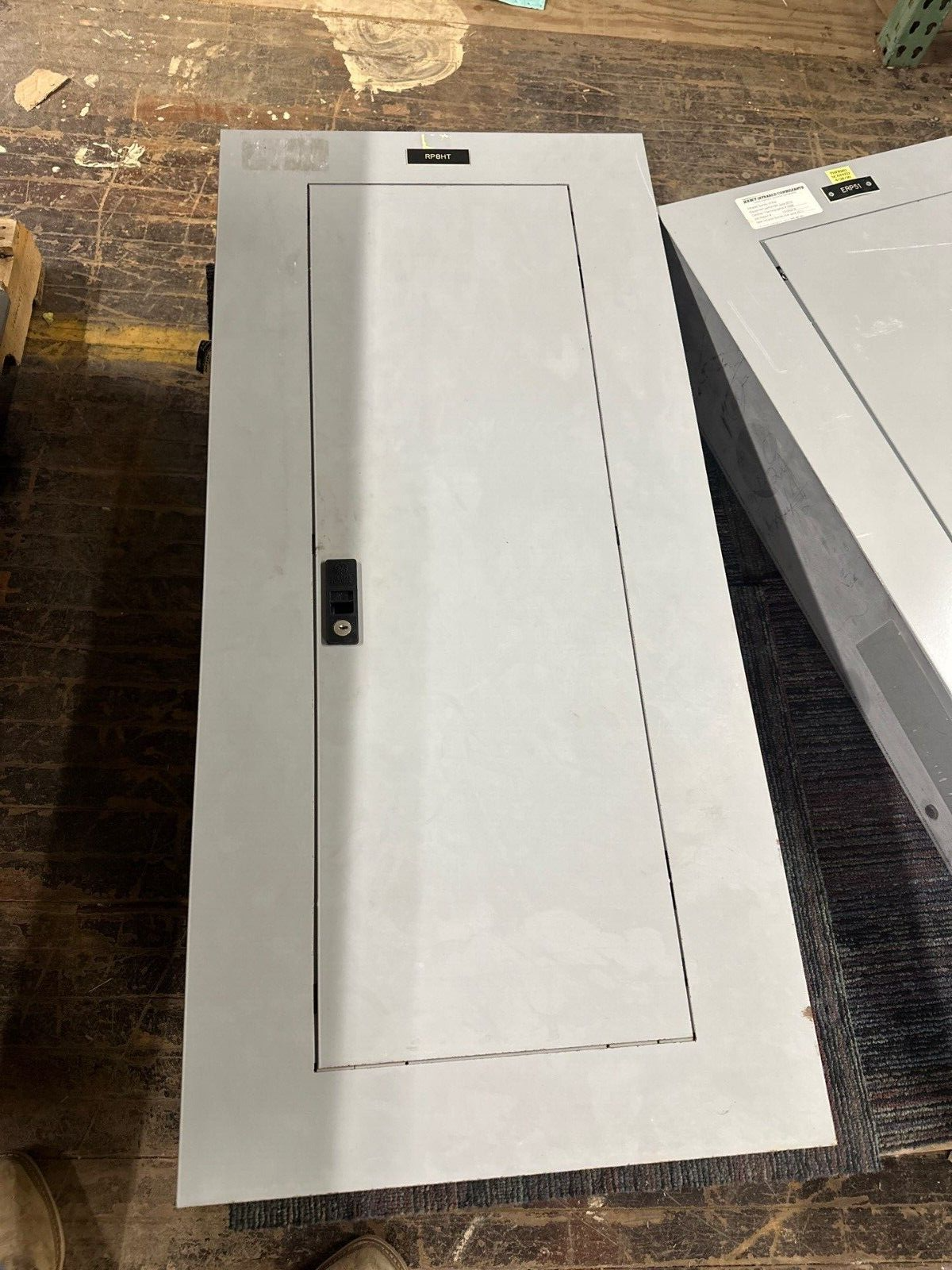 GE AQF3421ABX Panelboard 125A 208Y/120 3PH 4W 42 CIR MCB Main THQB32100 NEMA 1 P018 Used