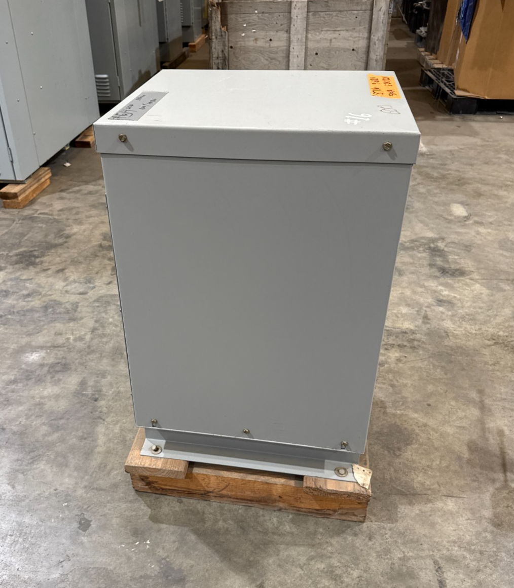 5 KVA Federal Pacific 20296-02 Transformer Pri 600V Sec 240/120V 3PH Indoor Encl New