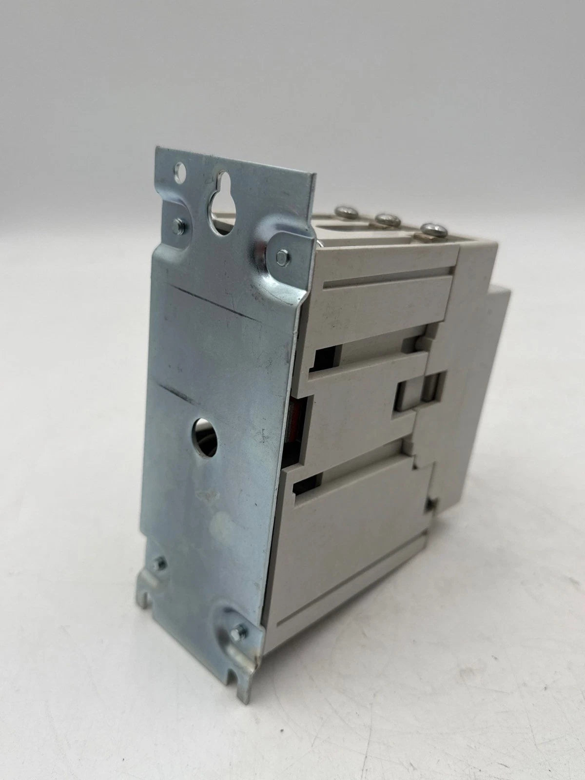 Cutler Hammer W200M2CFC Motor Starter NEMA Size 2 Control 120V 45A 3P 600V 3PH Used