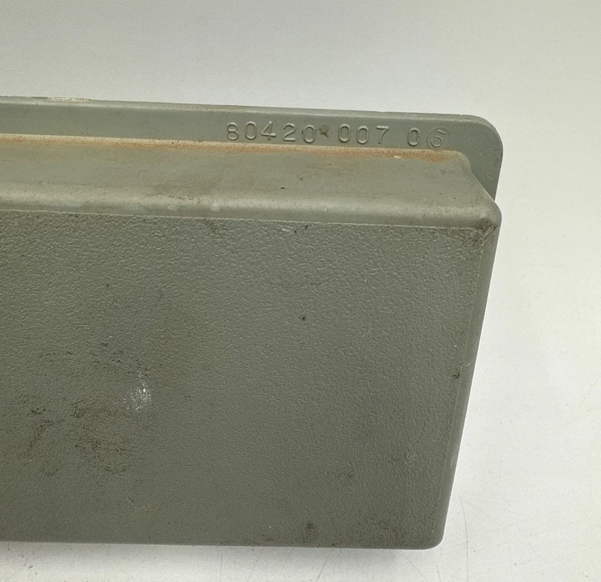 Square D 80420-007 MCC Bucket Device Control Panel Motor Control New New