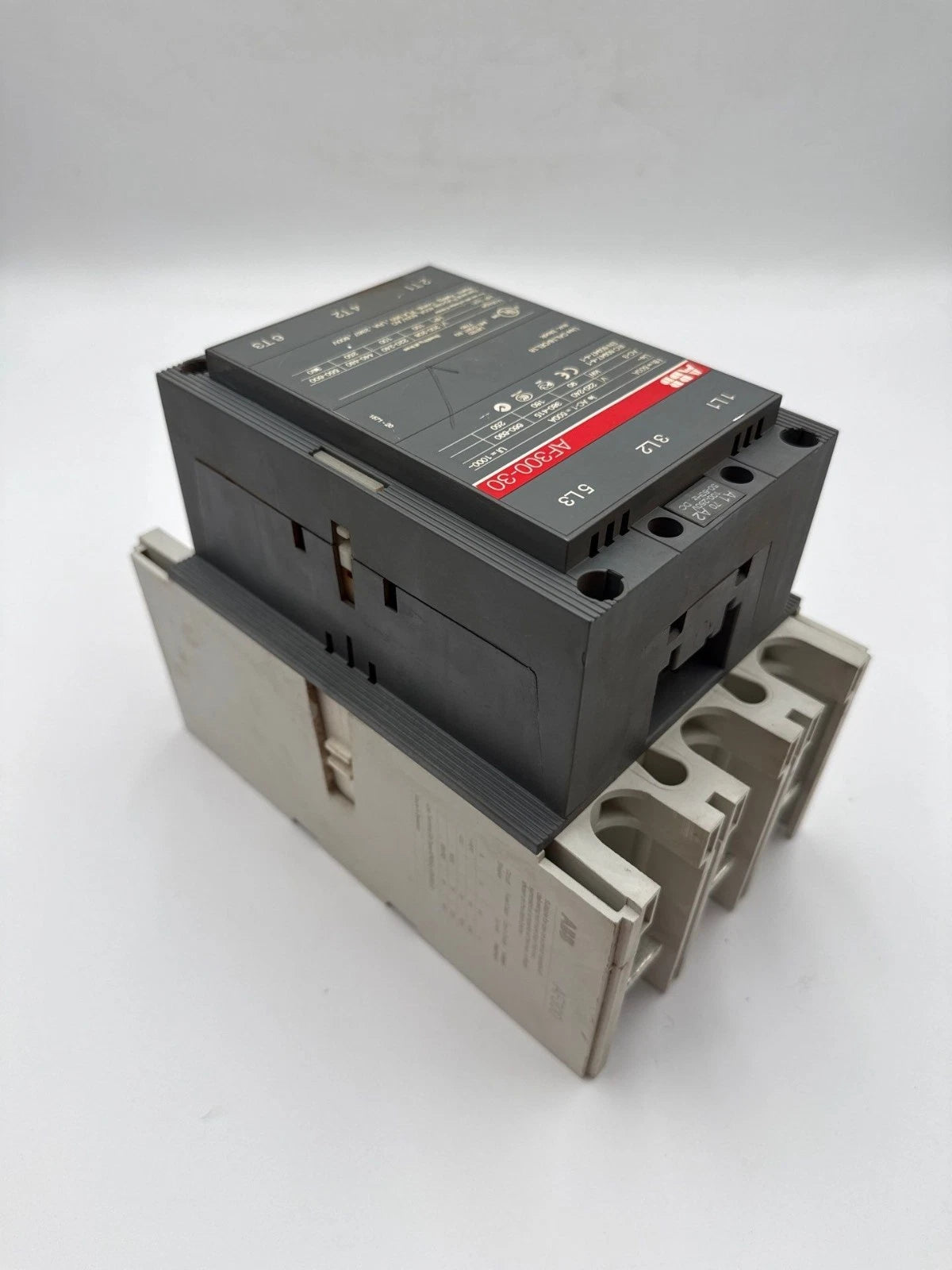 ABB AF300-30 Contactor Coil 100-250V 400A 3P 600V 3PH 300HP AF300-30-11-70 Used