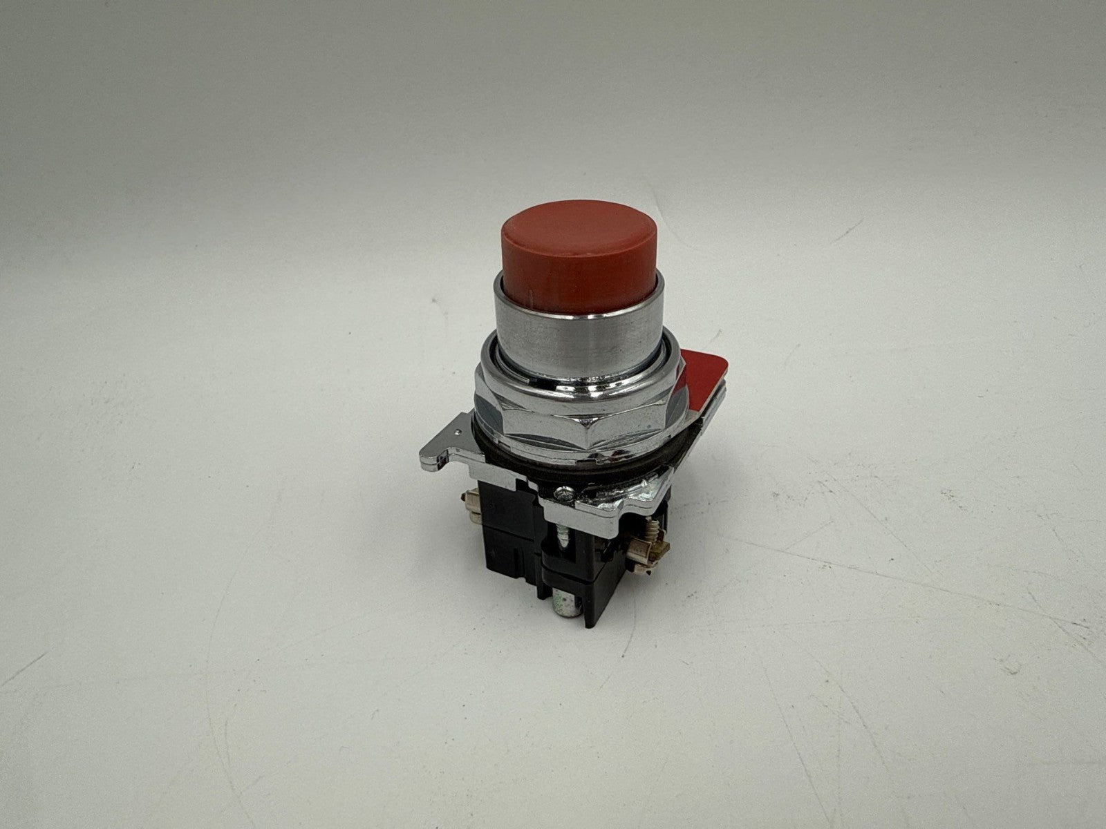 11PC Cutler Hammer 10250T 91000T Push Button Red Stop 600V Control Panel Equip Used