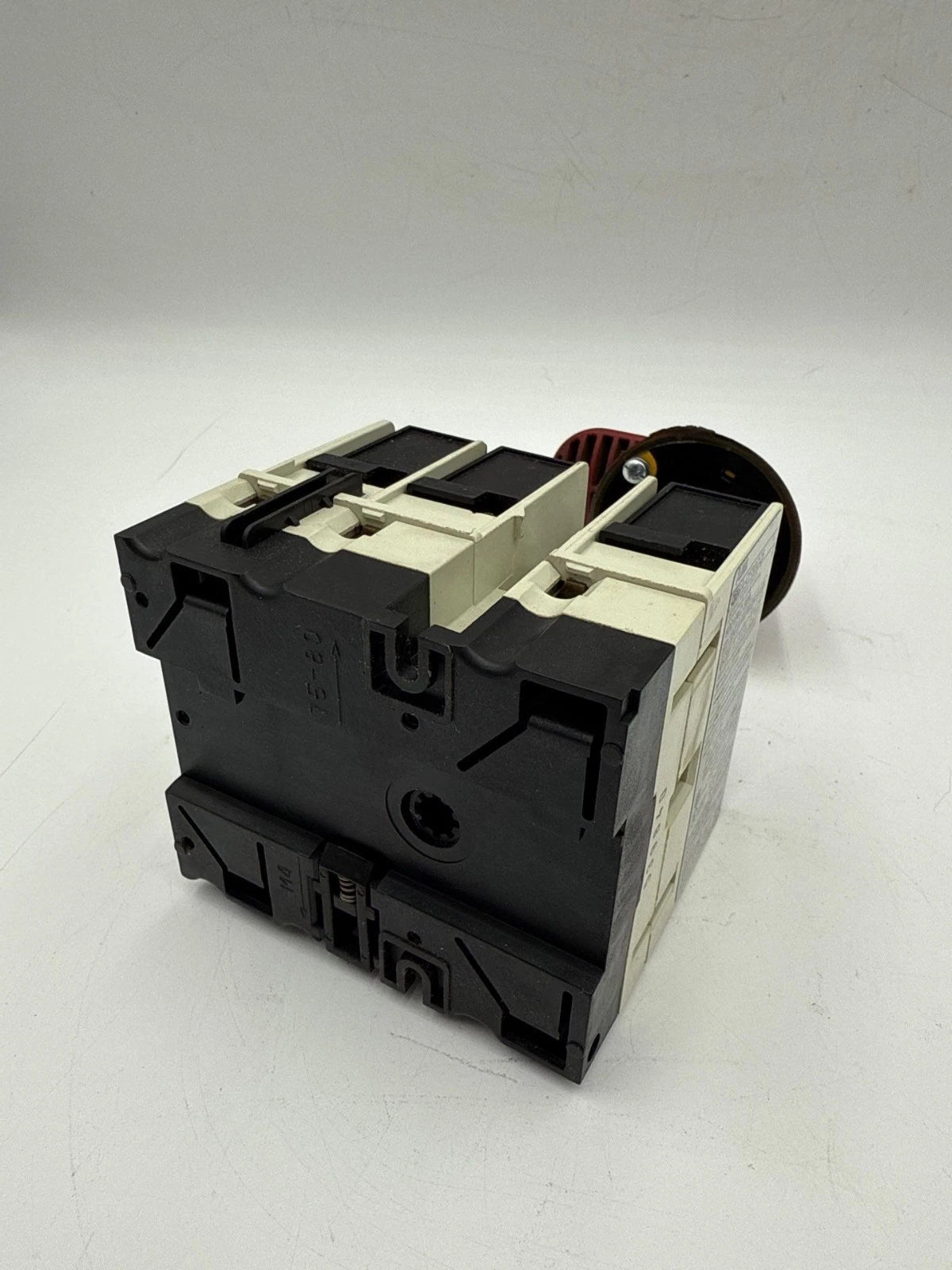 ABB OESA-CF30CC6 Disconnect Switch 30A 3P 600V Fused 3PH 7.5HP 30 Amp 3 Pole Used