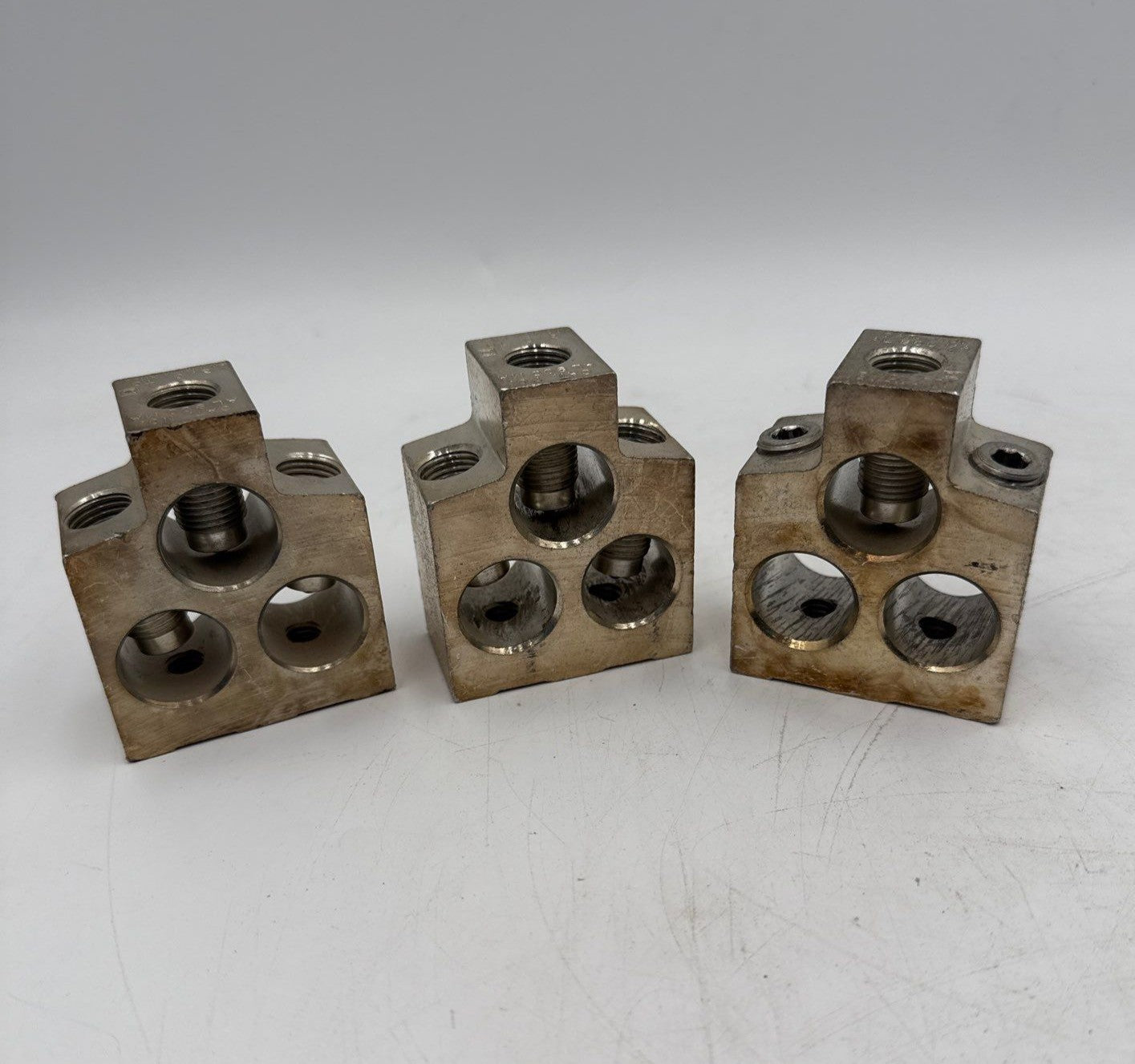3PC Square D AL900MA Mechanical Lug Terminal 3/0 to 500MCM CU-AL Used