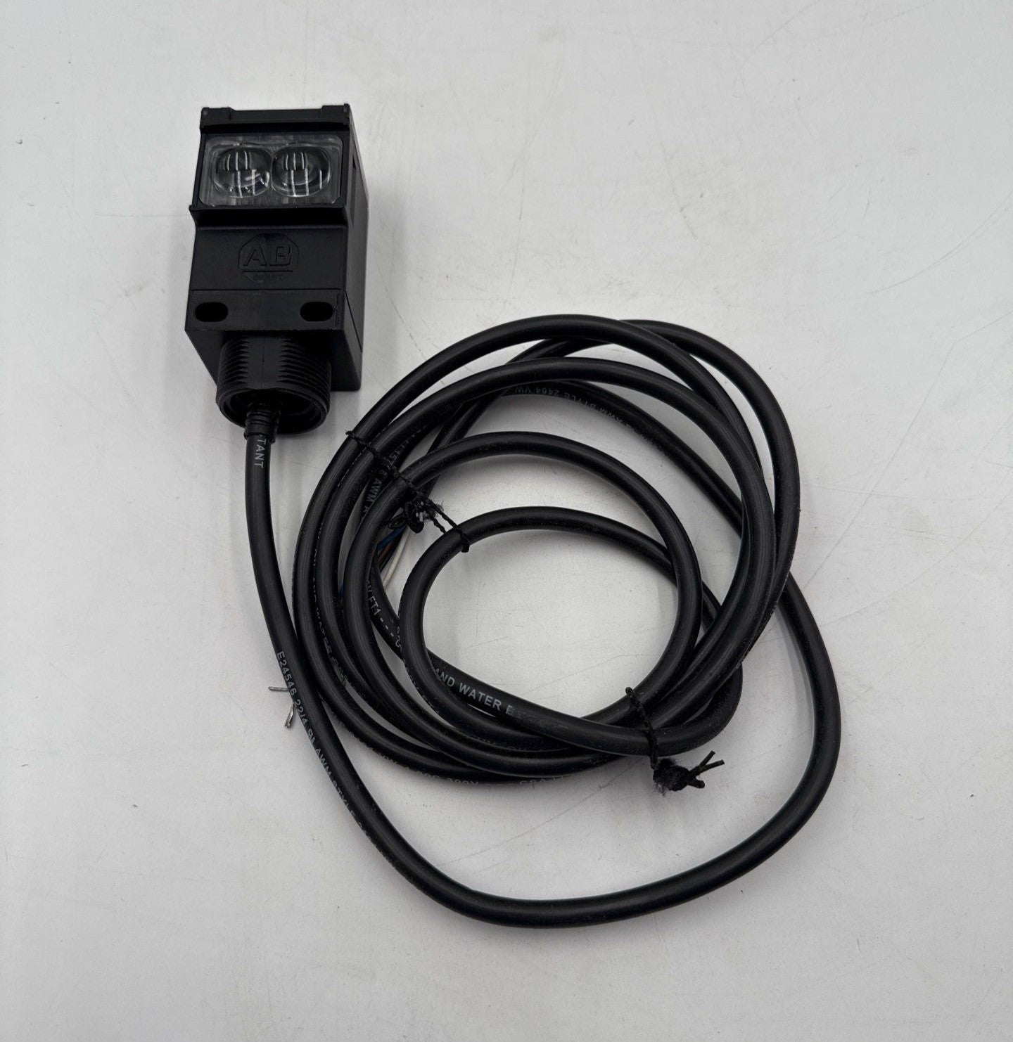 Allen Bradley 42GRP-9043 Ser B Photoswitch Proximity Sensor 264VAC/VDC New