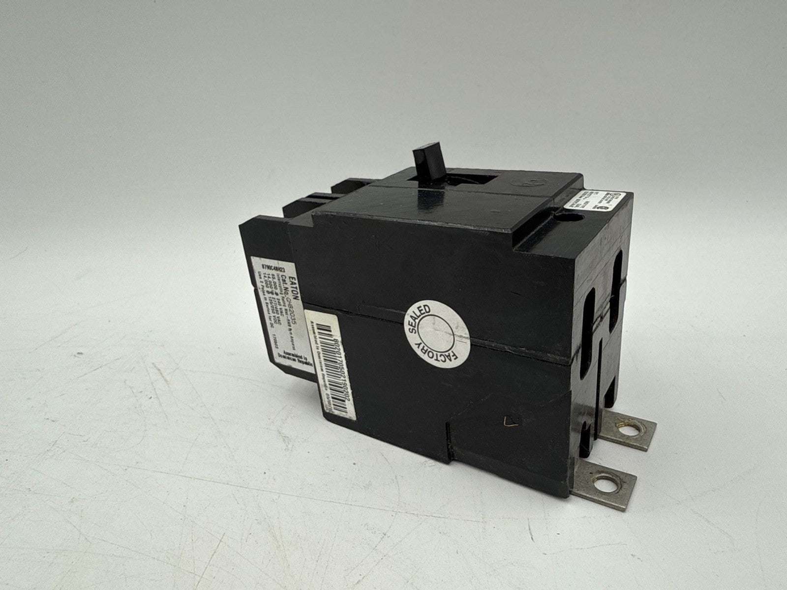 Eaton GHB2035 Bolt On Circuit Breaker 35A 277/480V 2P GHB 35 Amp 2 Pole Cutler Used