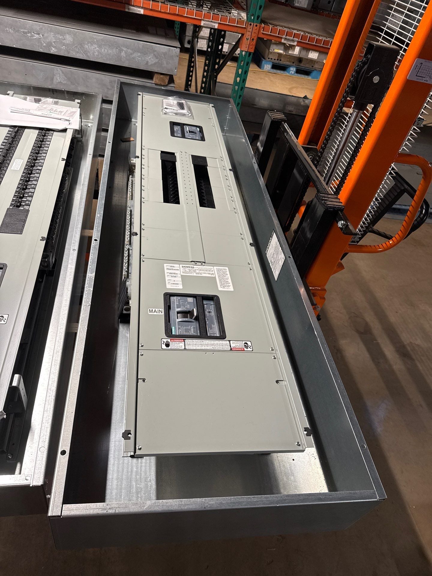 Siemens P3E80VE350ABS Panelboard P3 350A 480/277V 3PH 4W MCB Panel 350 Amp New