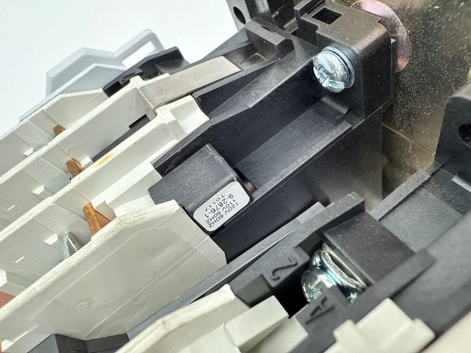 Eaton CN55BN3 Reversing Contactor NEMA Size 0 18A 3P 5HP Coil 110/120V CN55BN3AB Used