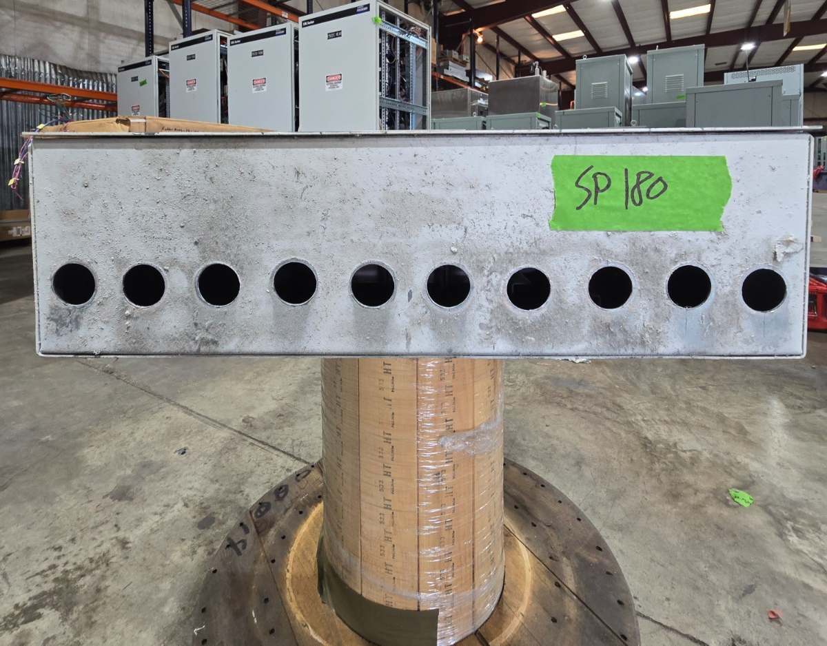 Square D NF Panelboard 250A 600/347V 3PH 4W MLO 250 Amp Panel 42 Cir Indoor MH44 Used