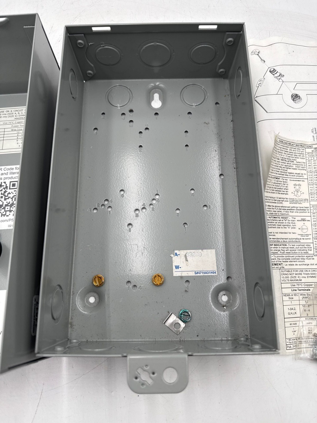 Eaton ECN0511AAA Lighting Contactor Enclosure ONLY Type 1 Indoor Encl