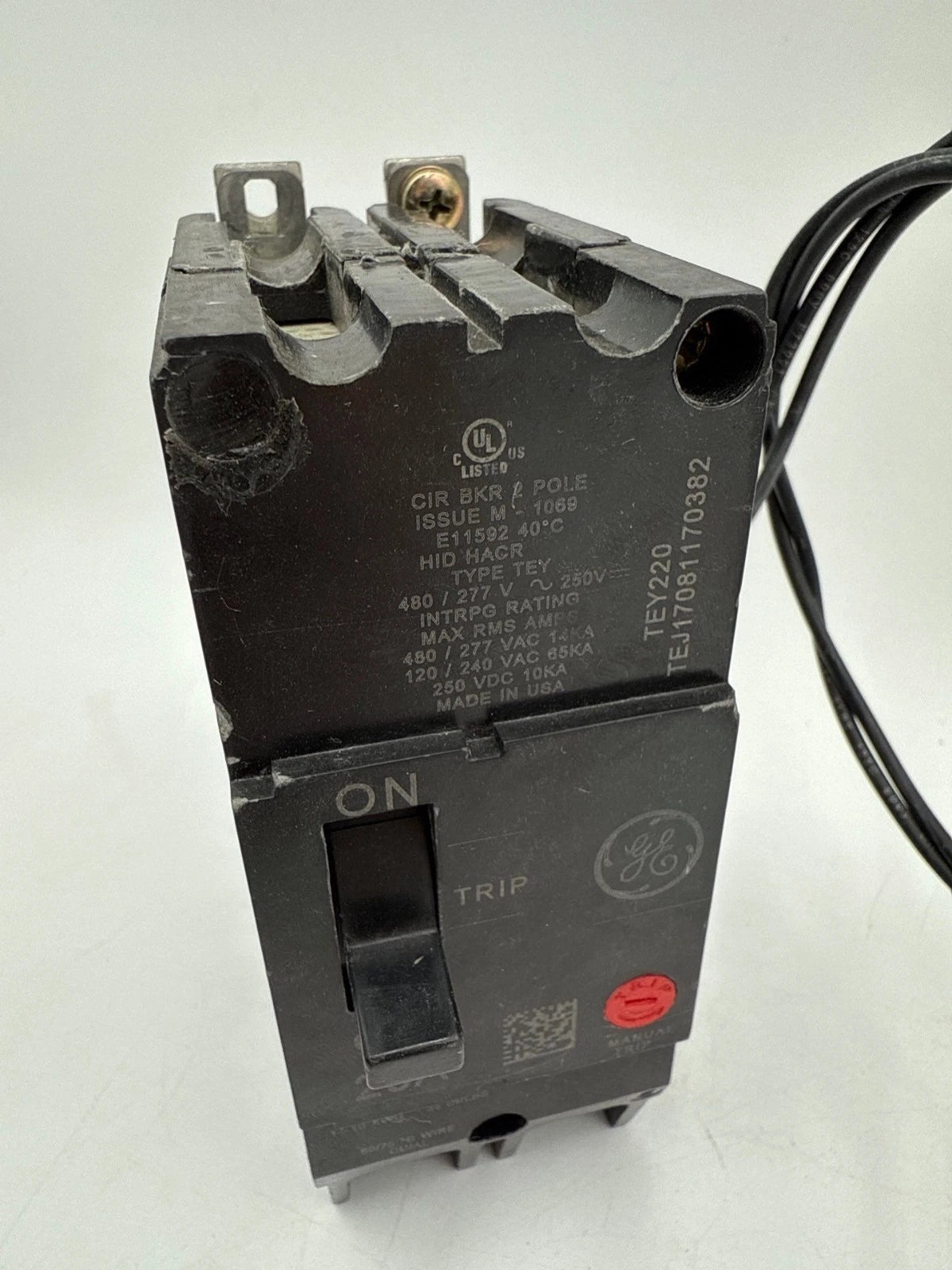 GE TEY220ST12 Circuit Breaker 20A 2P 480/277V TEY 20 Amp 2 Pole Shunt Trip 120V Used