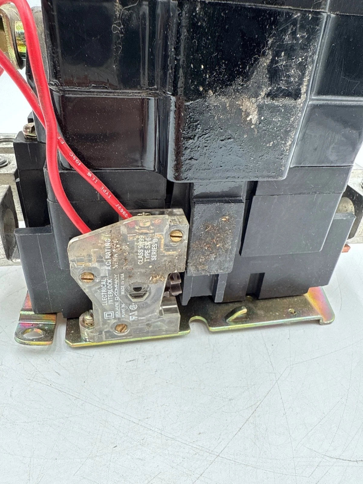 Square D 8903 SV011 Lighting Contactor Coil 440/480V 200A 3P 600V Mech Held Used