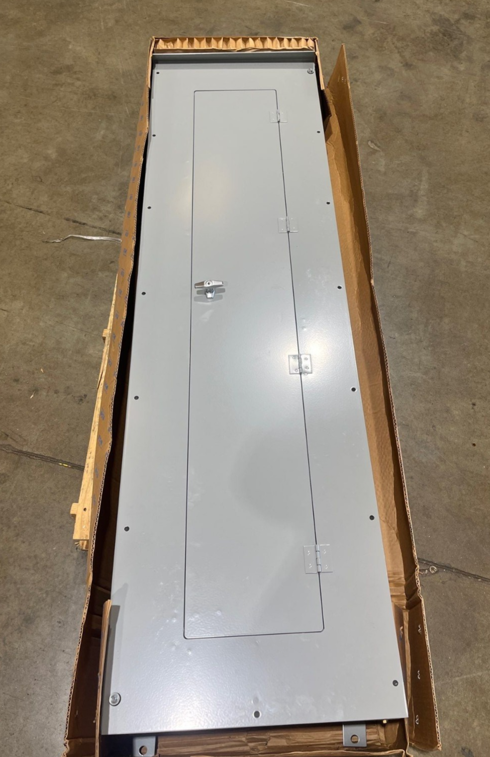 Eaton PRL2A Panelboard 400A 480/277V 3PH 18Cir MCB Panel 250A Subfeed 3R Encl