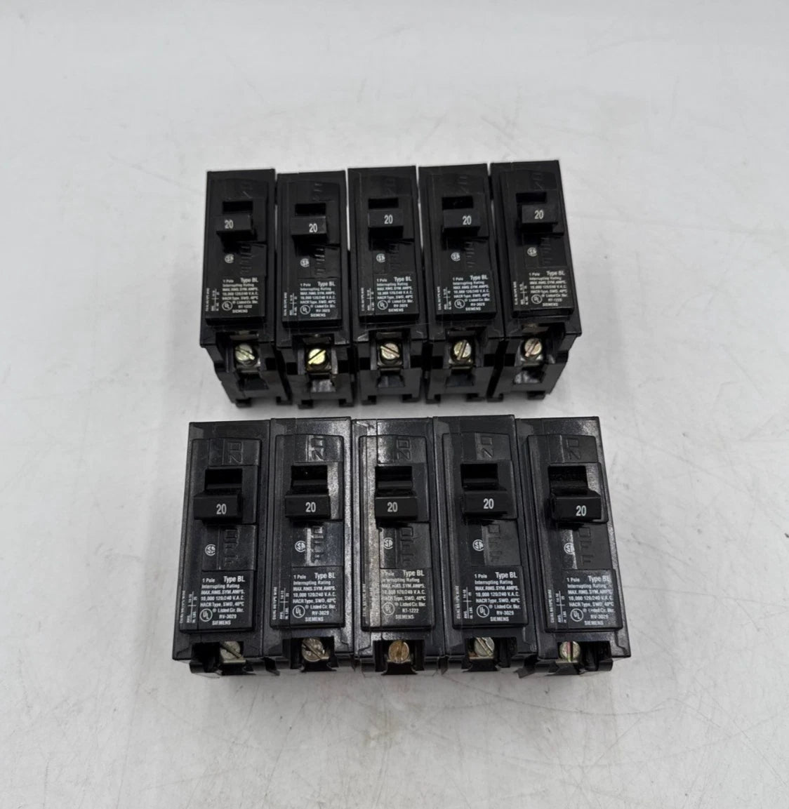 10PC Siemens B120 Circuit Breaker 20A 1P 120/240V 1PH BL 20 Amp 1 Pole 10 Piece Used